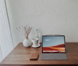 A clean desktop with only essential apps visible.