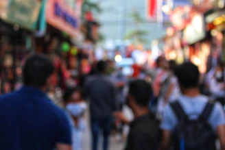 A colorful digital photo of a lively urban market, showcasing sharp details and dynamic composition.