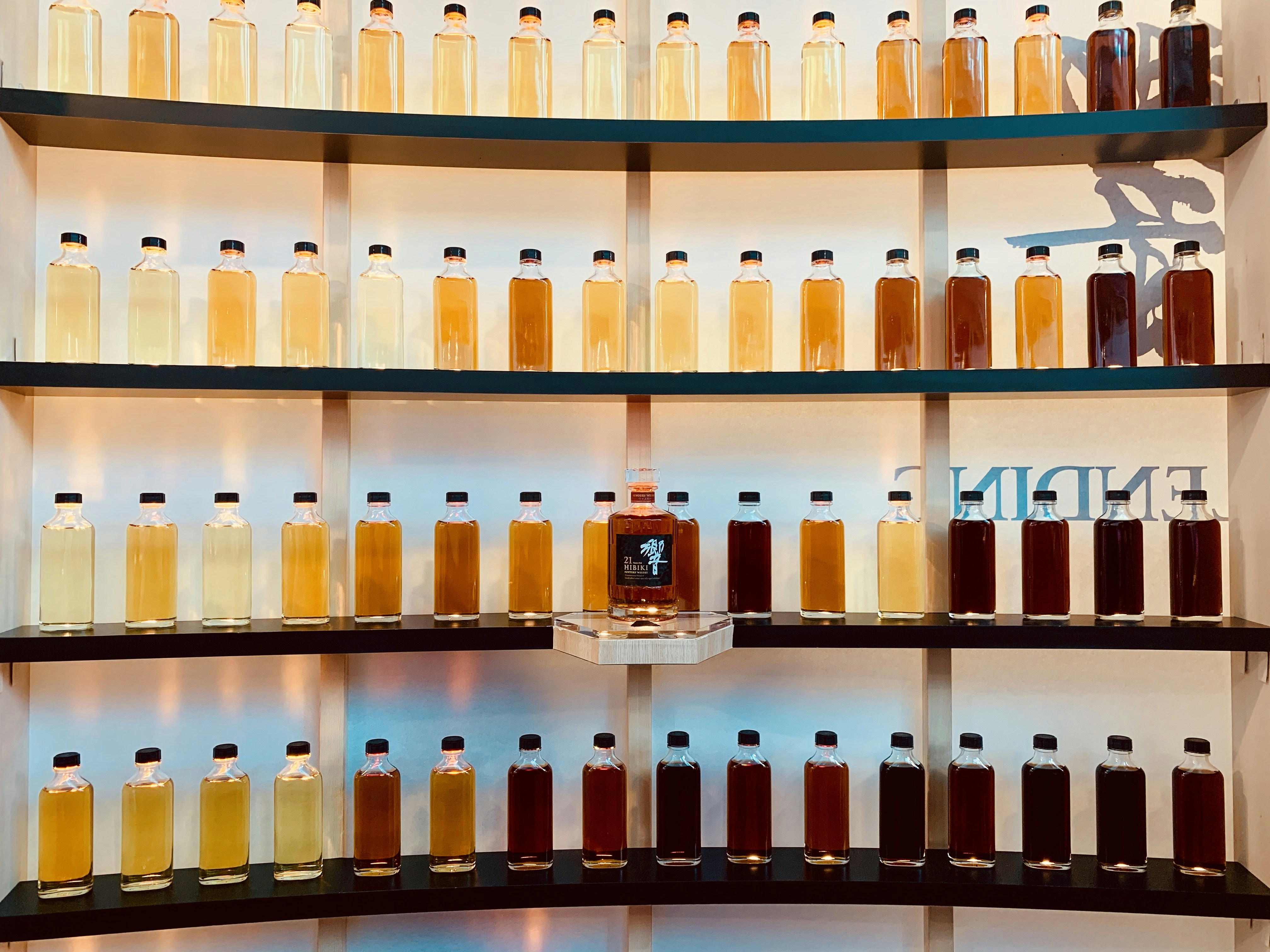 Pigment Tokyo interior, colorful pigments in glass jars