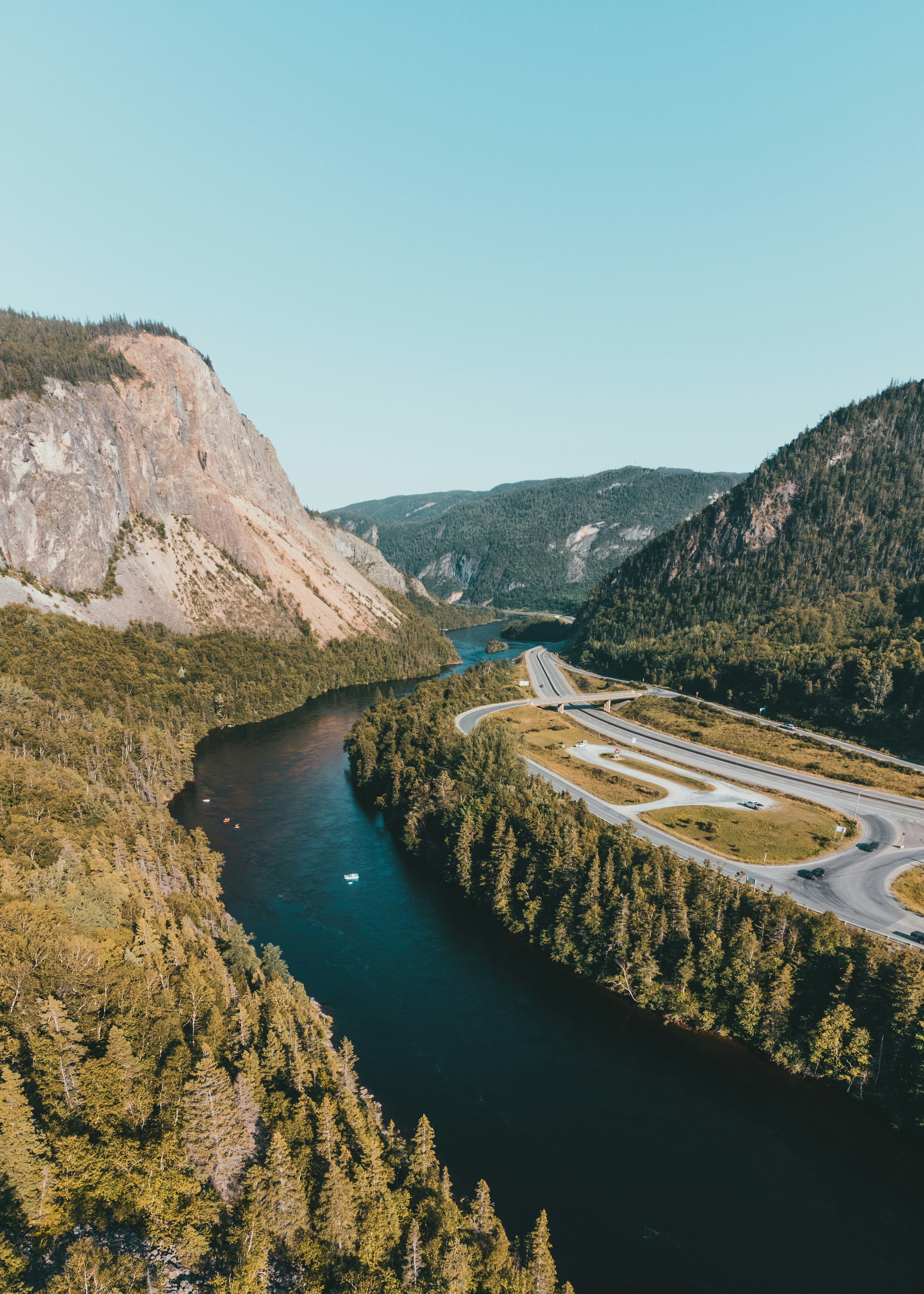 Photo by introspectivedsgn