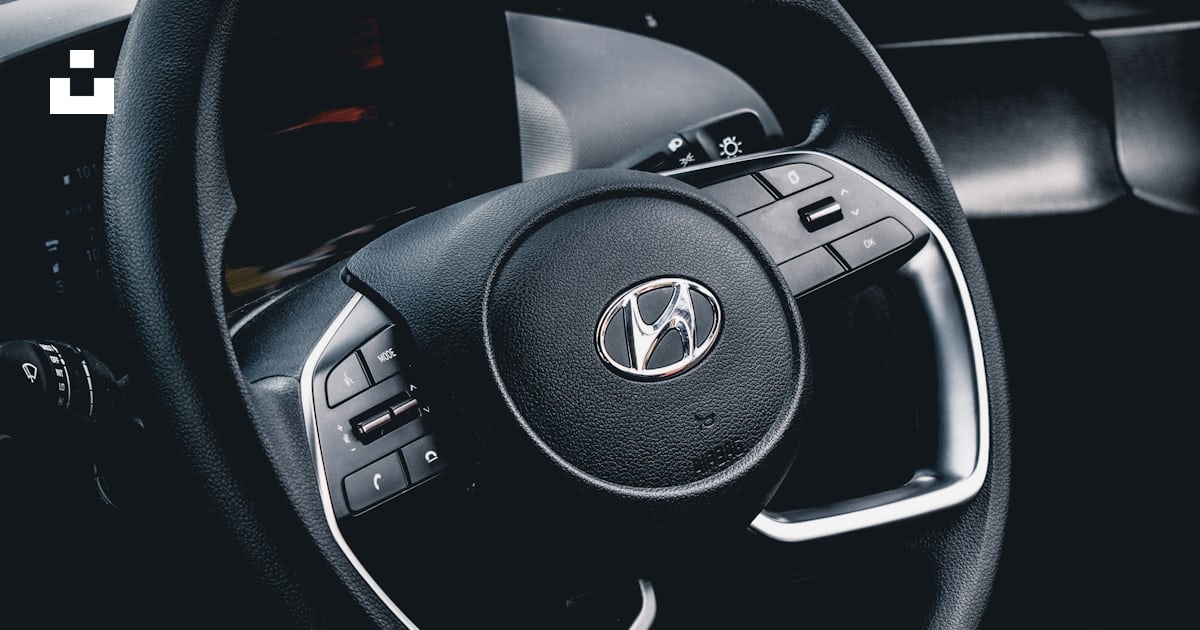 Black Mercedes Benz Steering Wheel Photo Free Car Image On Unsplash black-mercedes-benz-steering-wheel-photo-free-car-image-on-unsplash