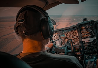 man in black shirt wearing black headphones