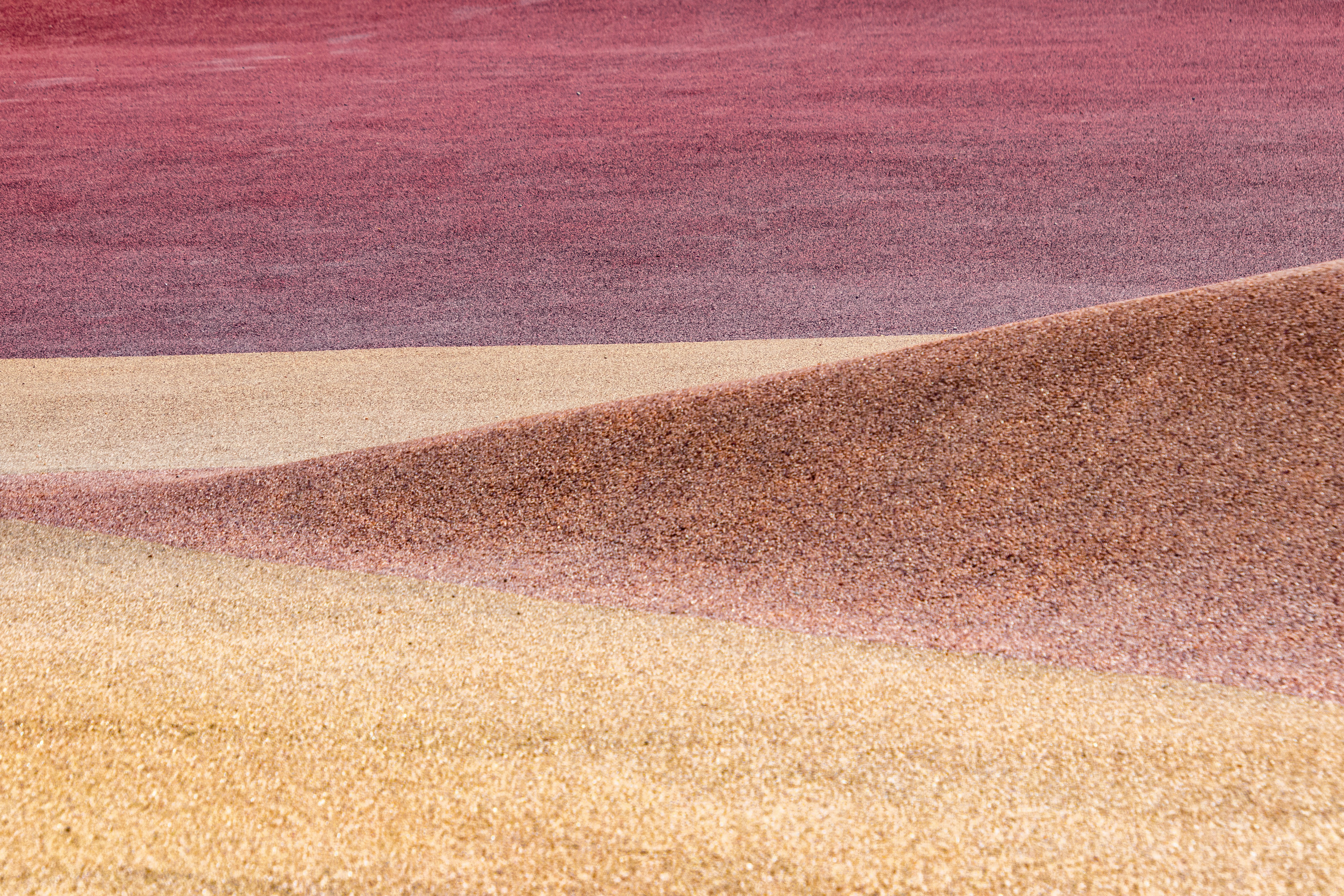 The AI Circus: When Tech Plays Jenga with Its Own Credibility