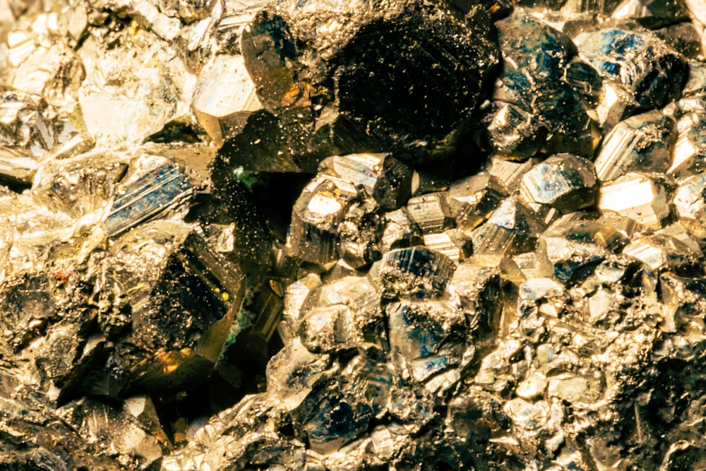 black and gray stone fragments