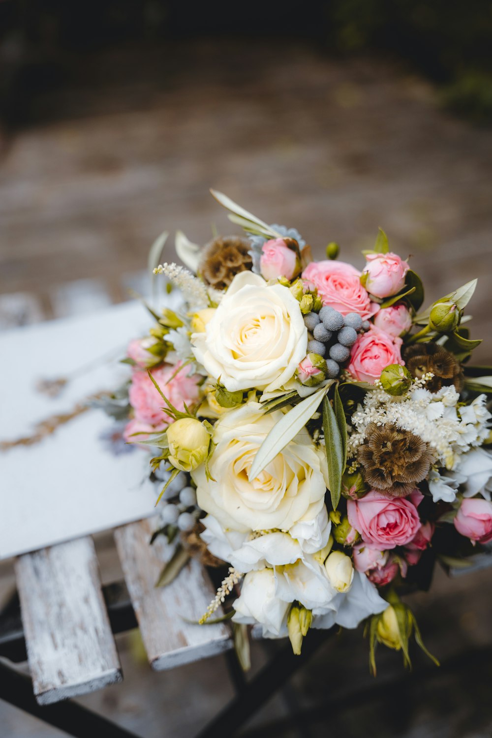 Foto ramo de rosas blancas y amarillas – Imagen Boda gratis en Unsplash