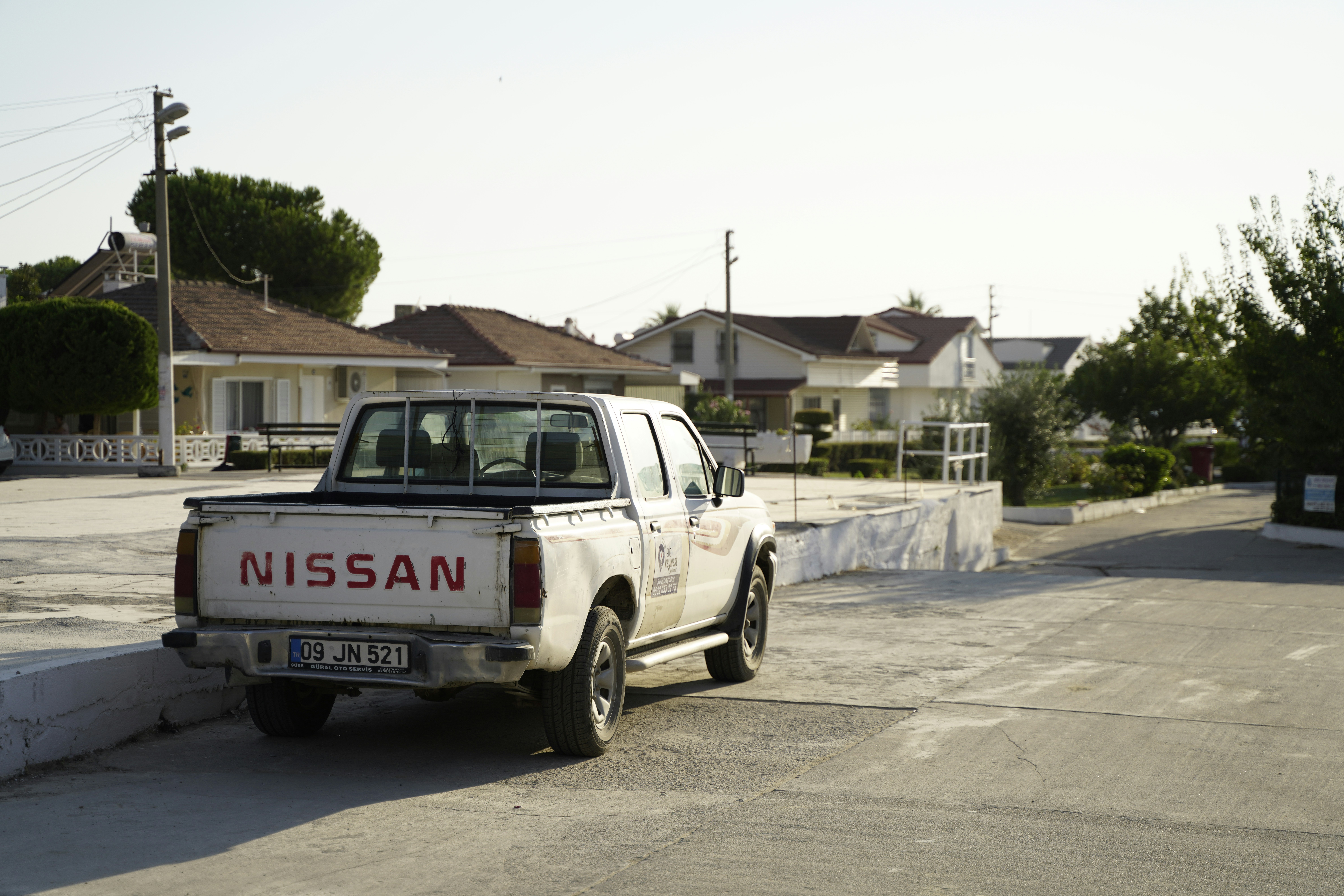 Nissan Liberta Villa 상세