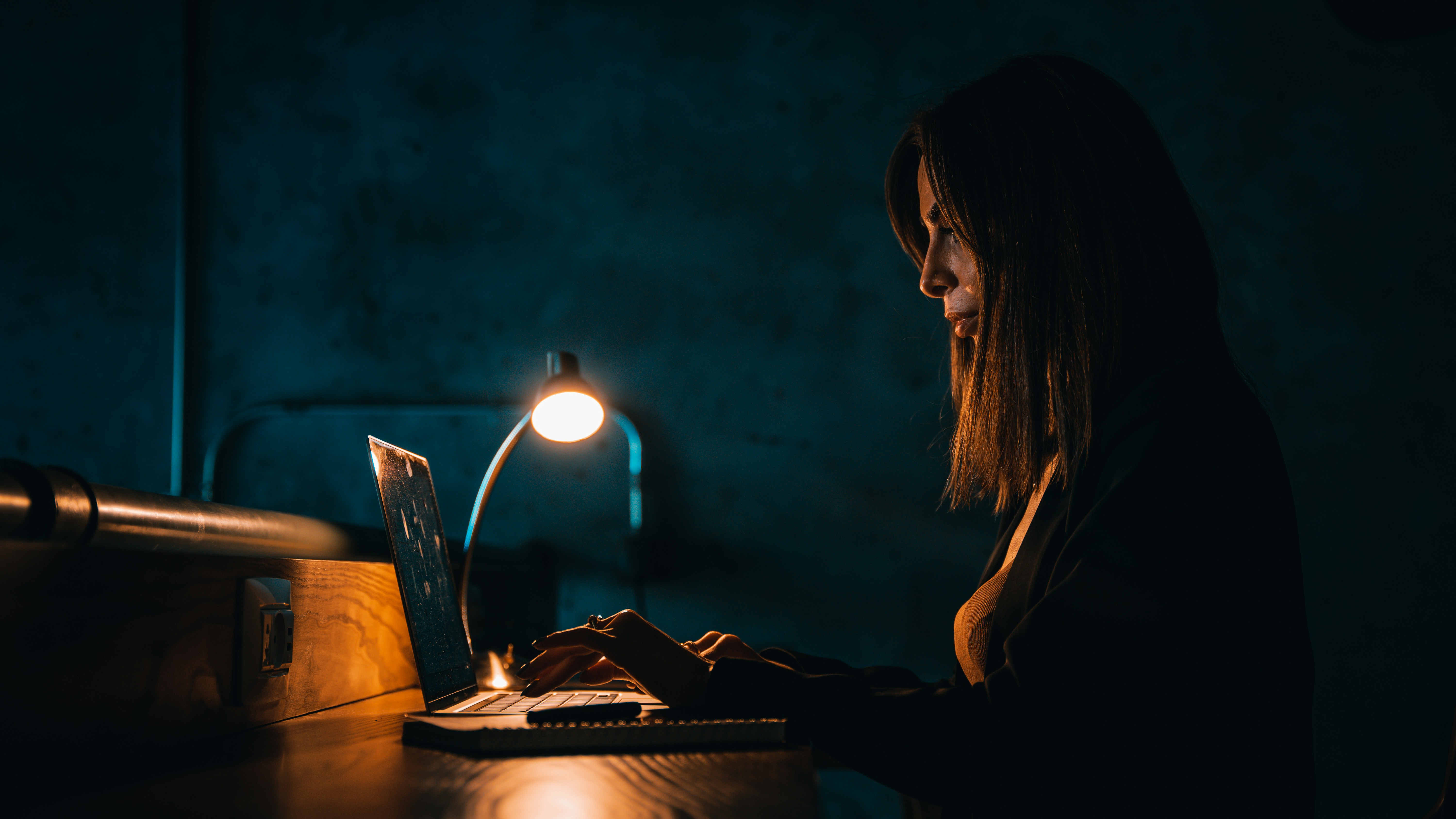 Advanced Shadow Work Techniques: 7 Proven Methods for Deep Integration (Journaling, Dream Analysis & Creative Expression)