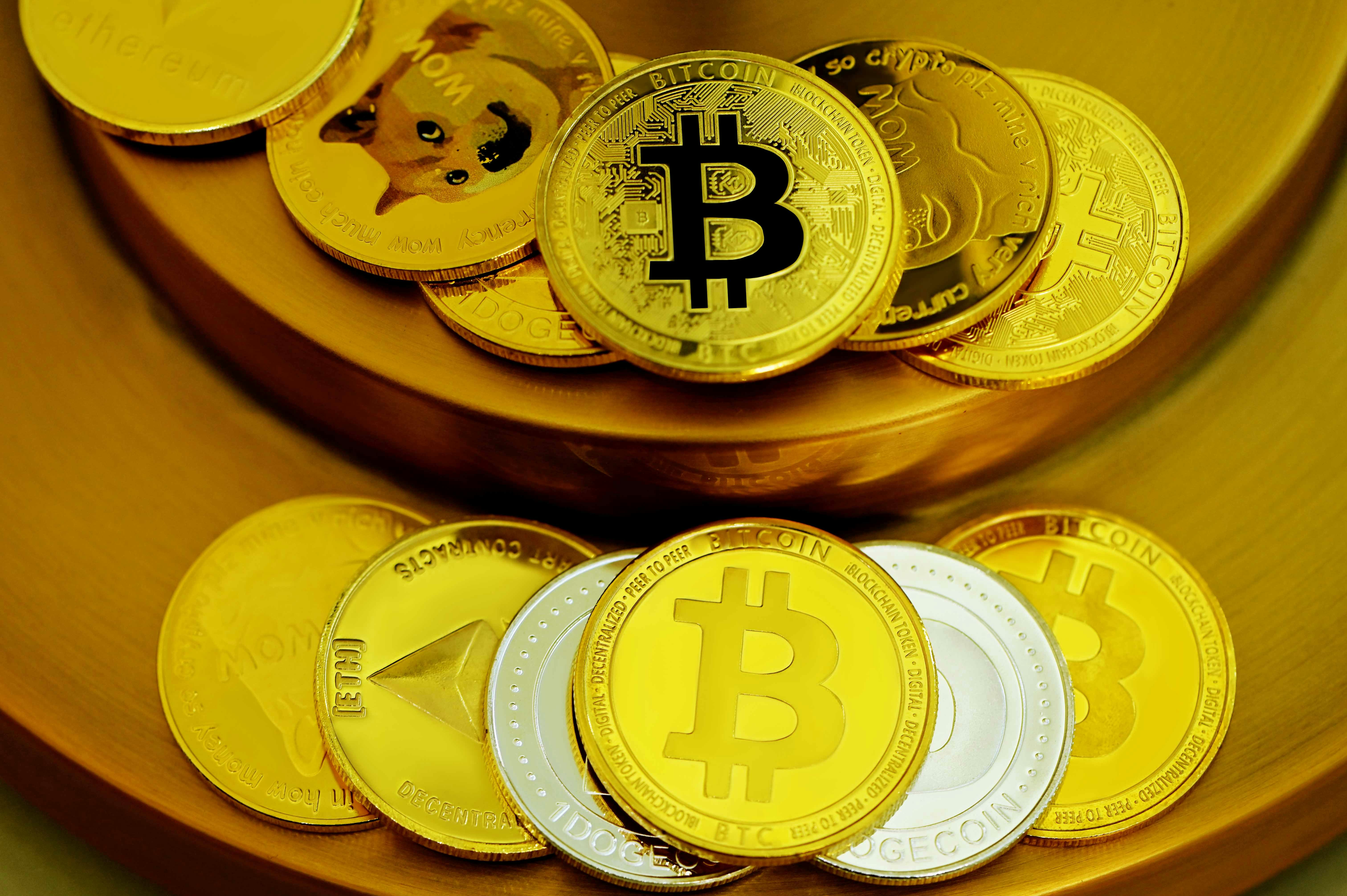 Central Hub for Metaverse Buying, Selling, and Interaction | Omni Verse