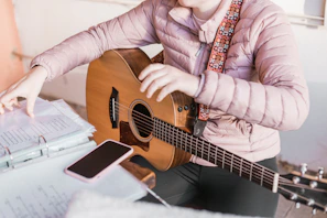 Guitar classes for beginners in Paschim Vihar Delhi