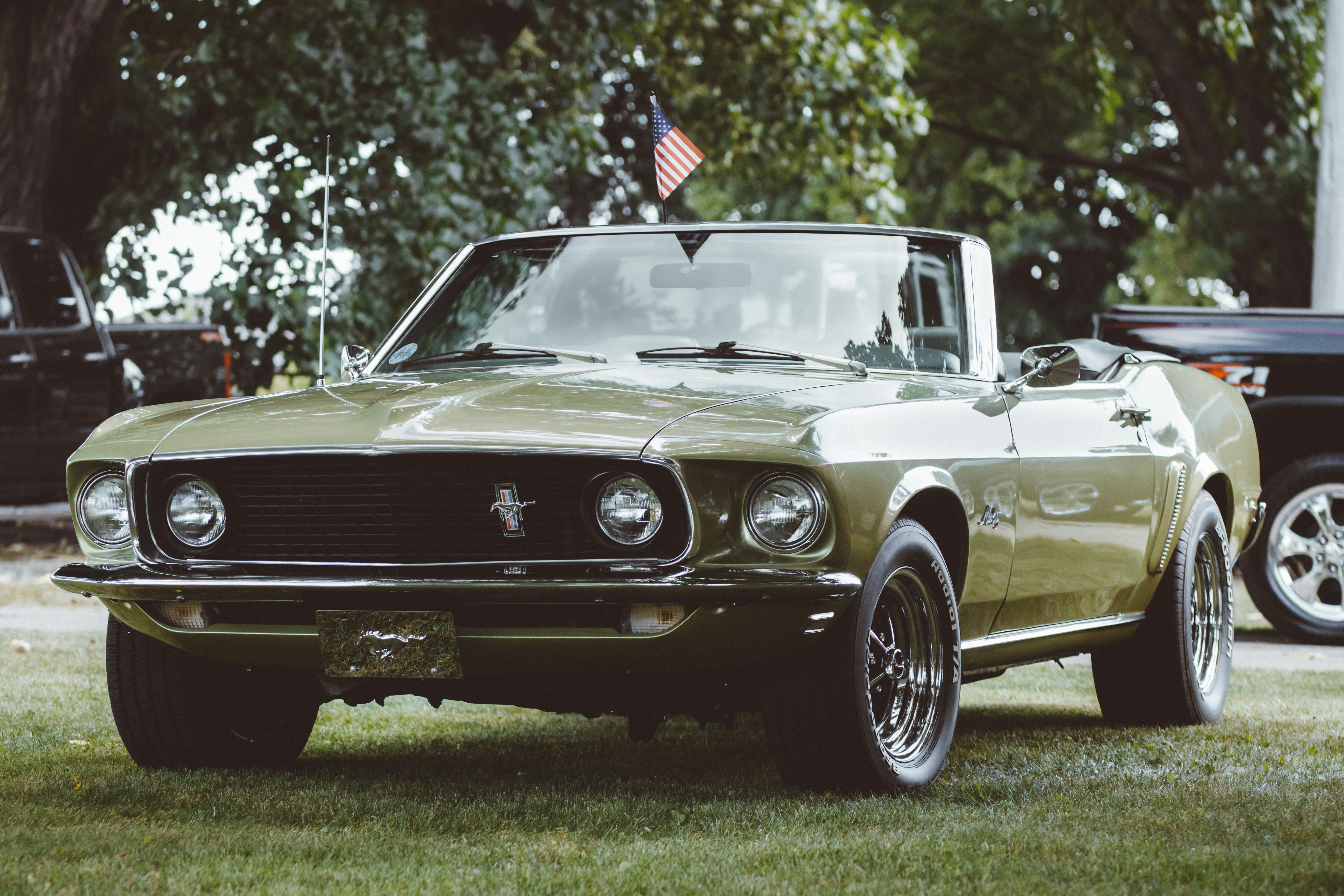 vintage car wallpaper, wallpaper, Roaring 20s Style: Classic Car Wallpapers 2