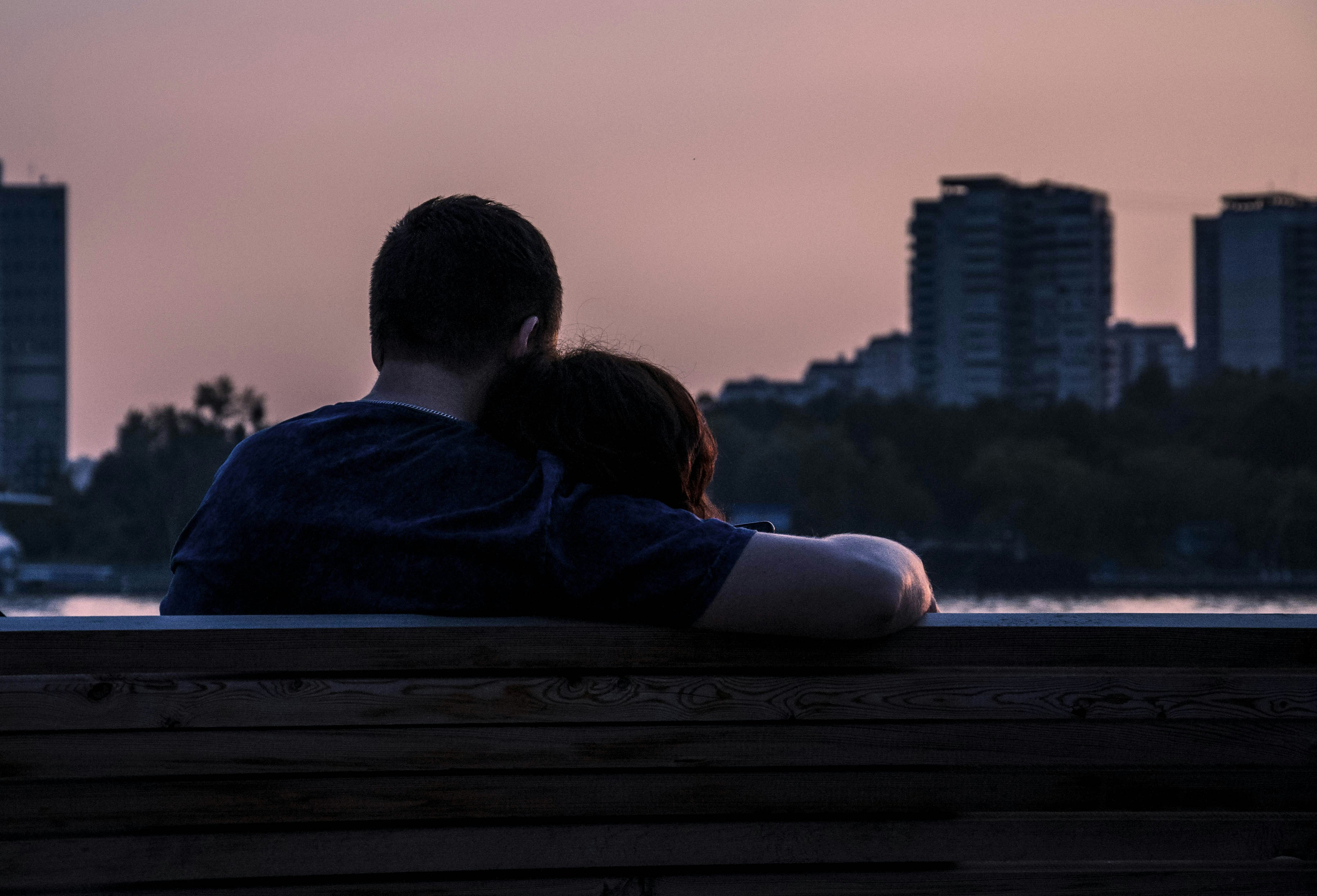 10 Ways to Calm First-Date Anxiety - Practical Tips for