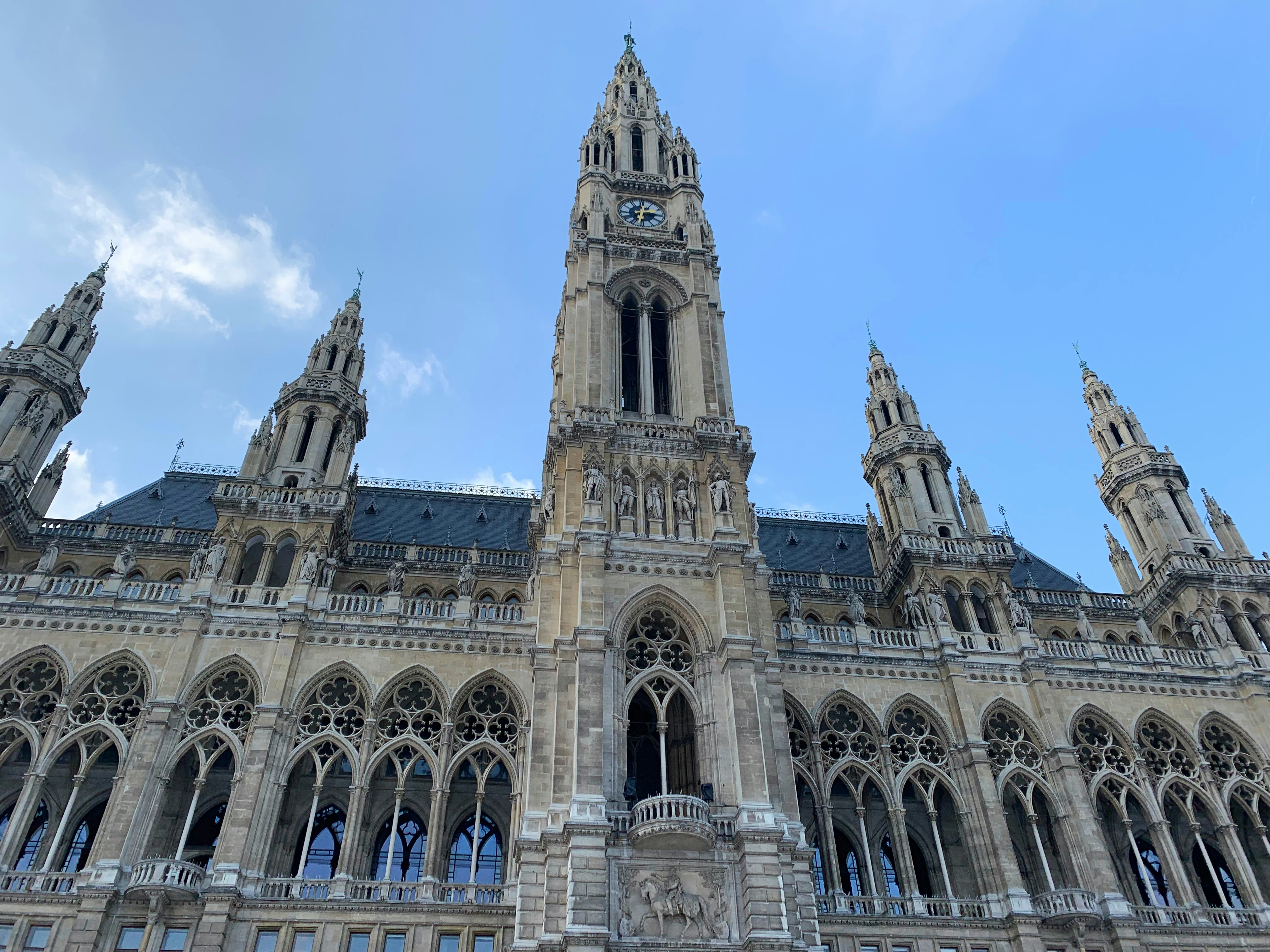 Photo by datingjungle