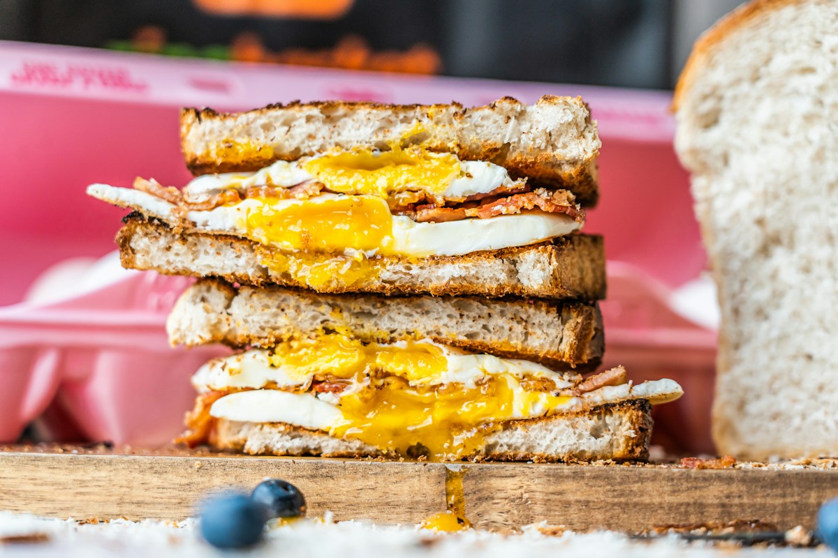 How Do I Freeze Breakfast Sandwiches Without Soggy Bread?