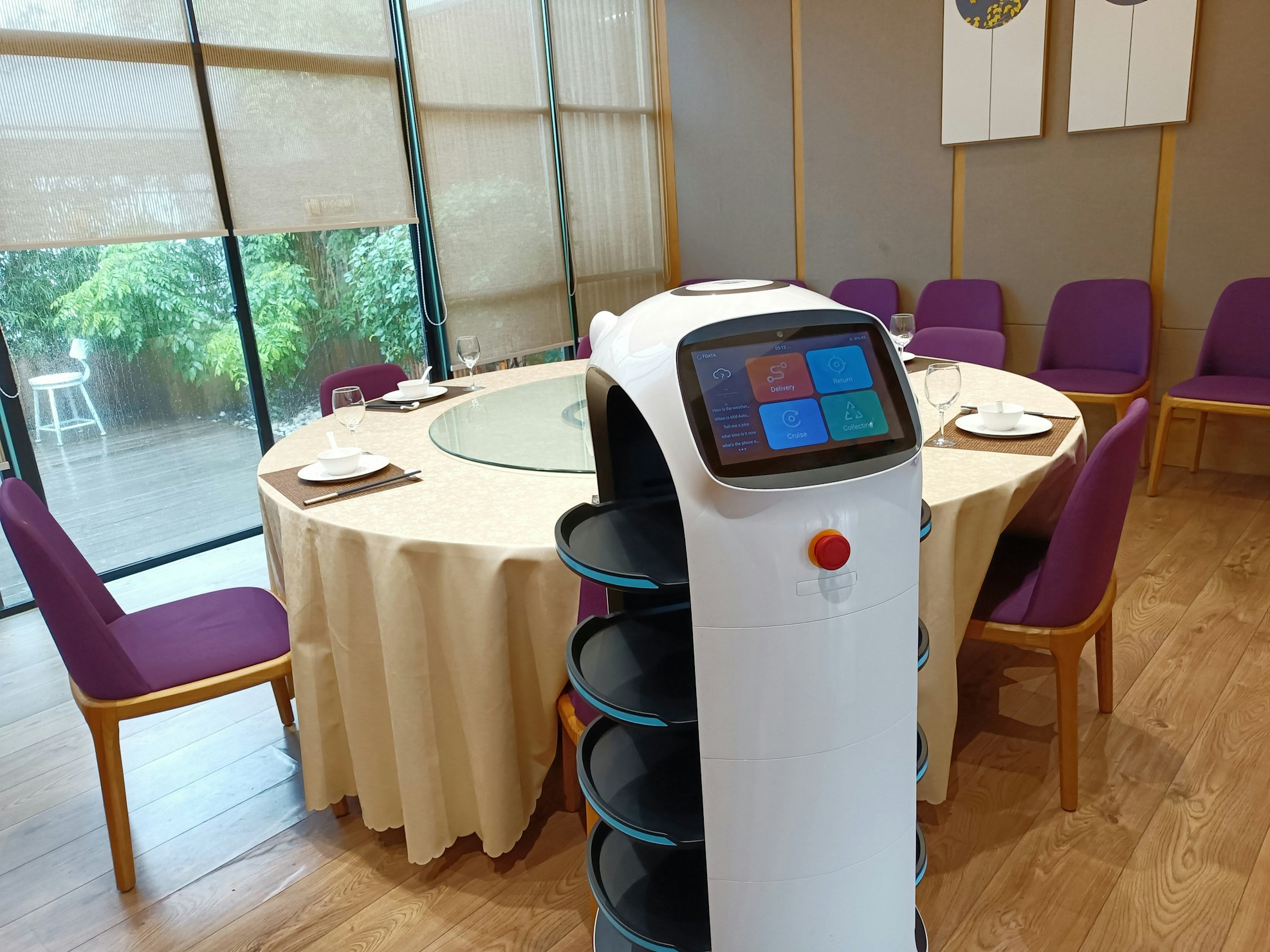 Restaurant robot waiting tables