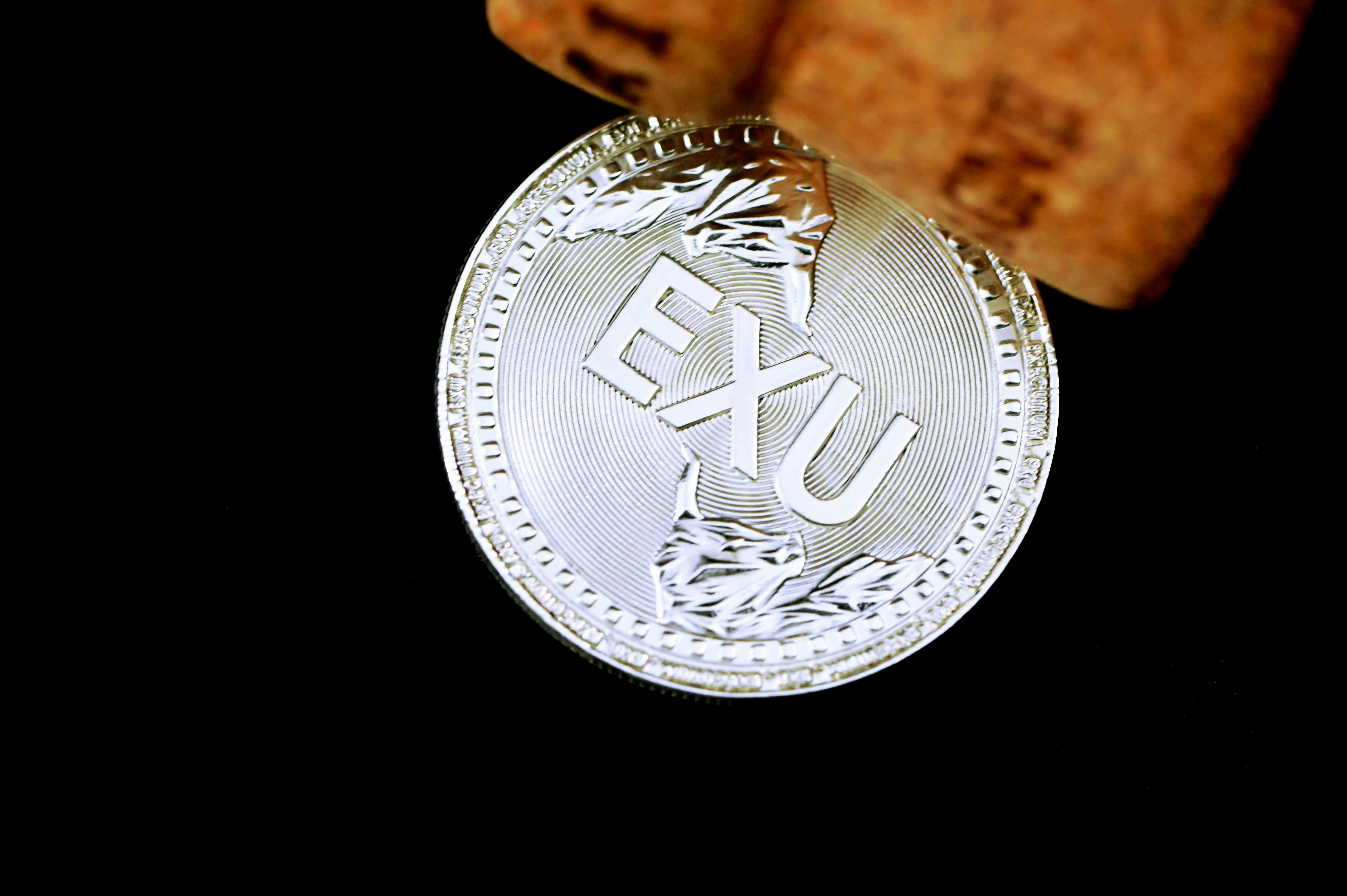 Mounting Sell Pressure Hits Ethereum as On-Chain Activity Falls to Seven-Month Lows