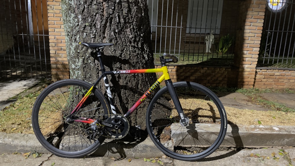 yellow and black mountain bike