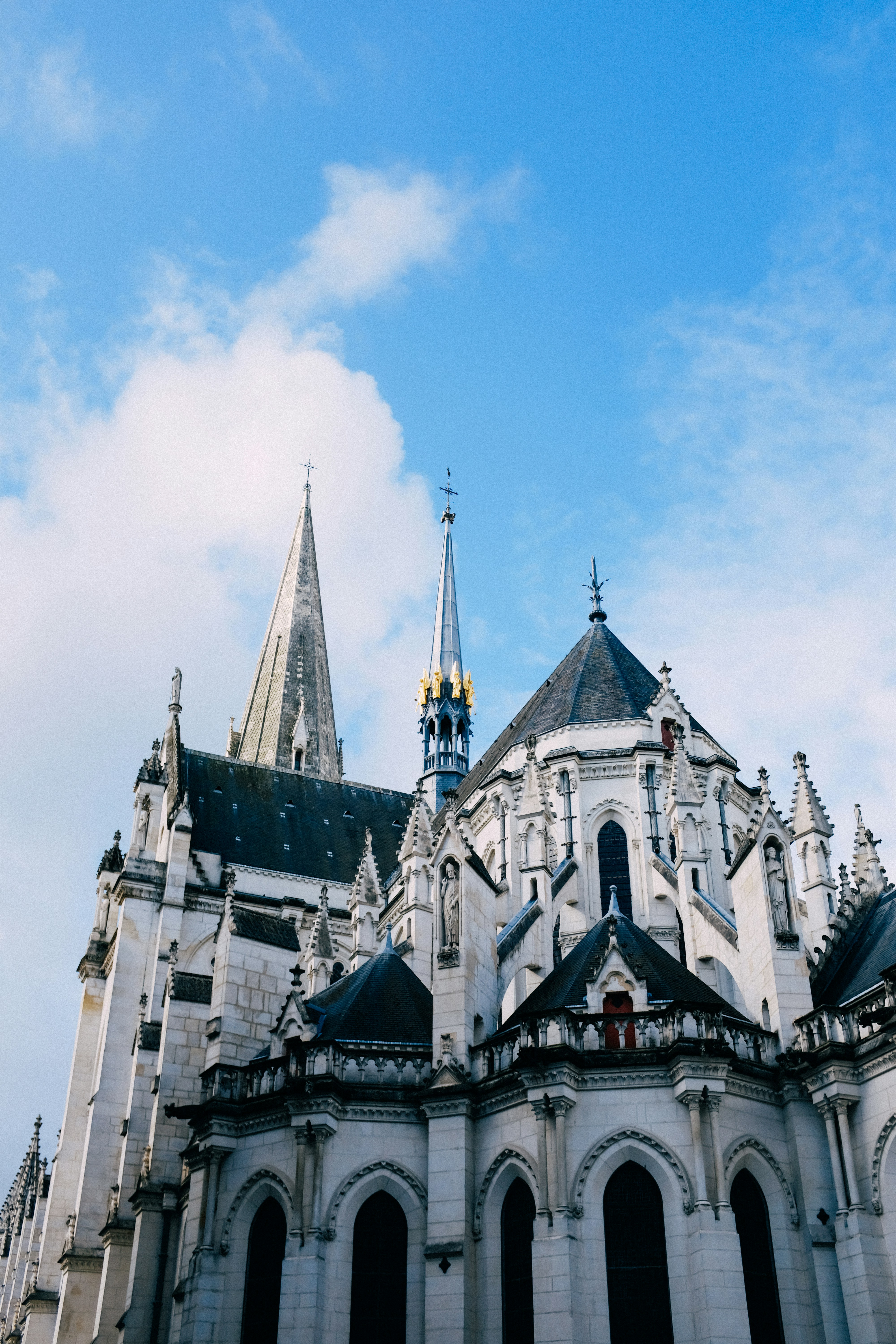 Photo by adrienolichon