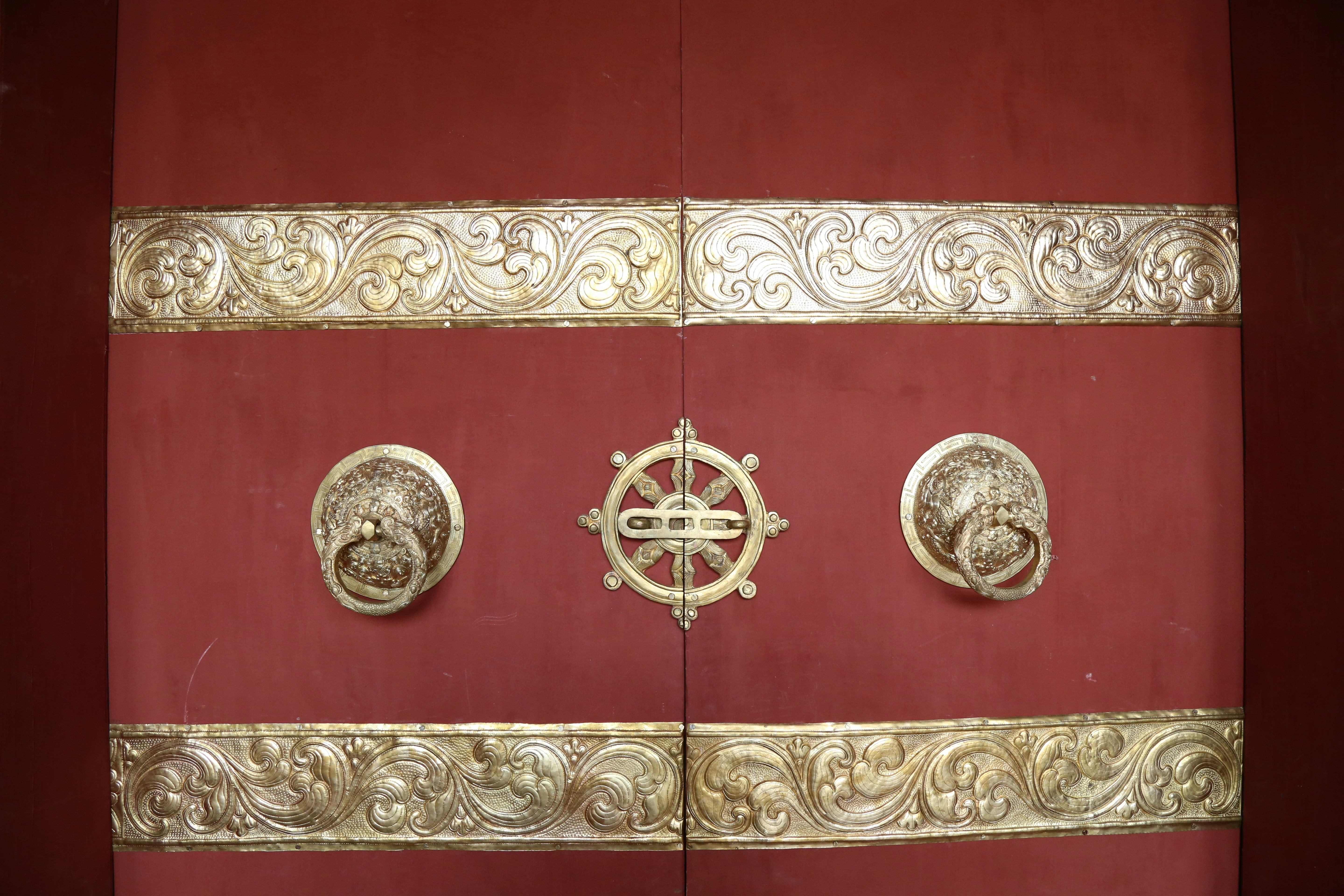 gold and red floral door