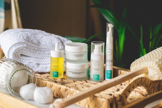 A guide on how to build a clean beauty routine in 2024