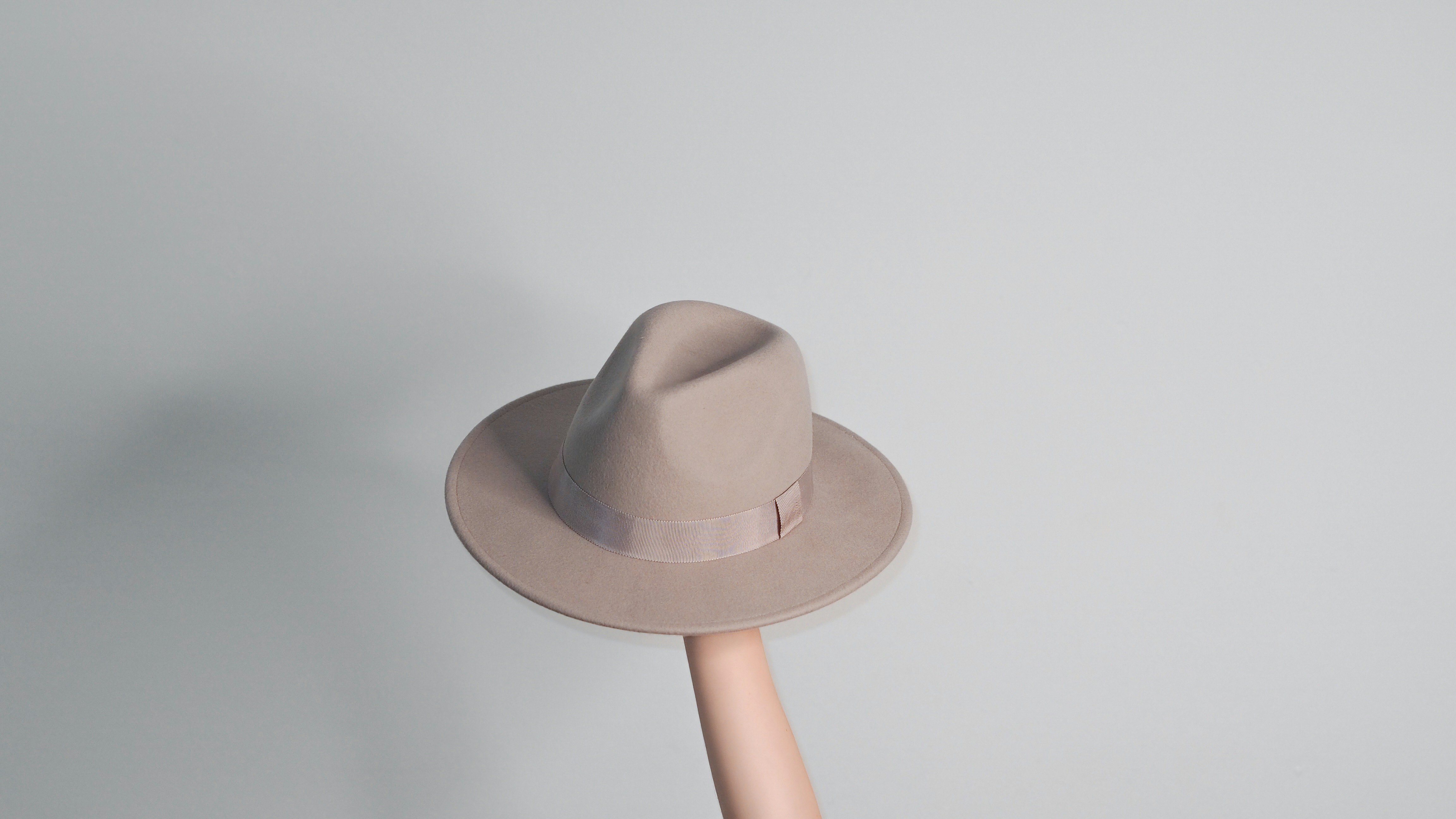 Fashion Minimal Hat for Summer | Photography