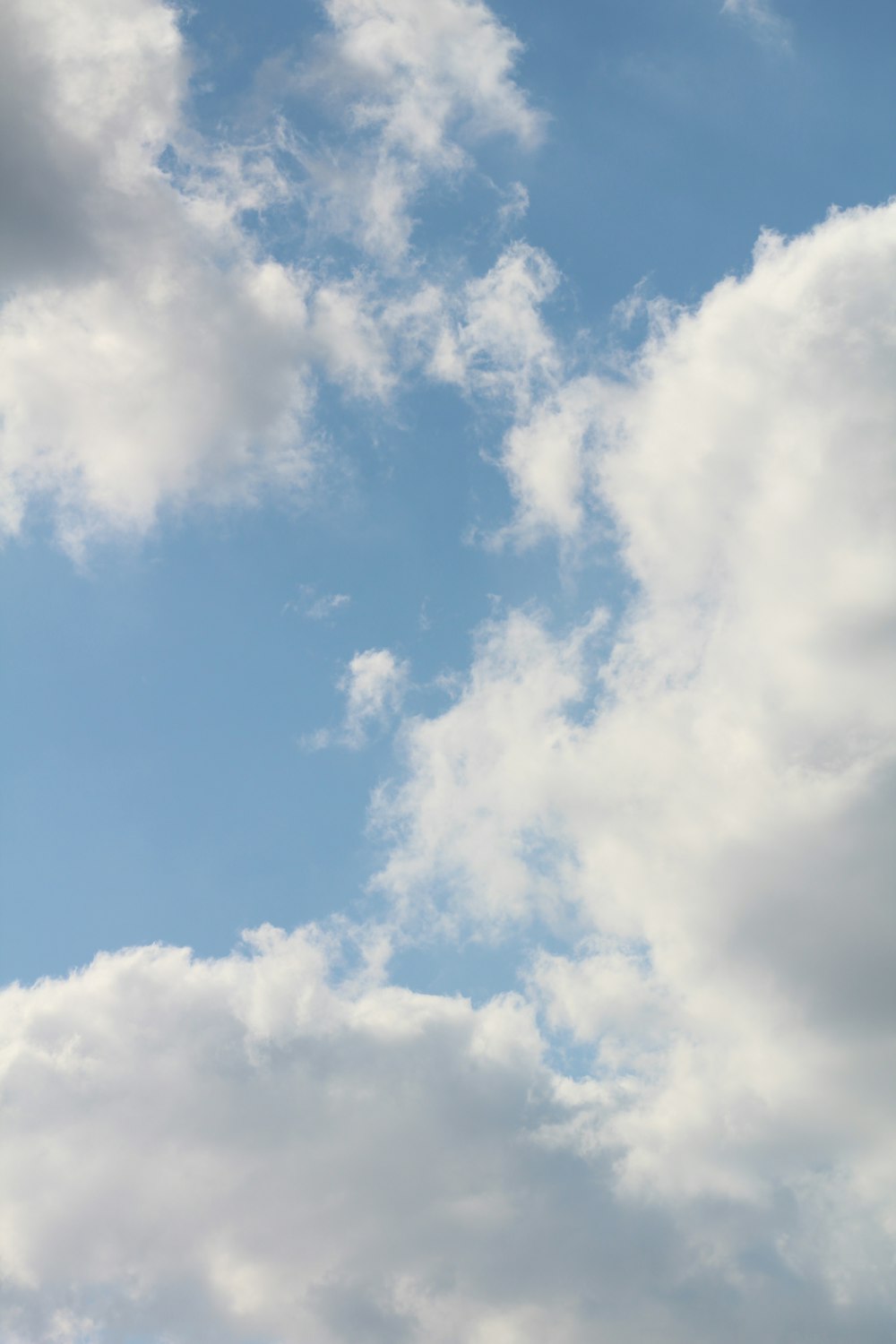 white clouds and blue sky during daytime