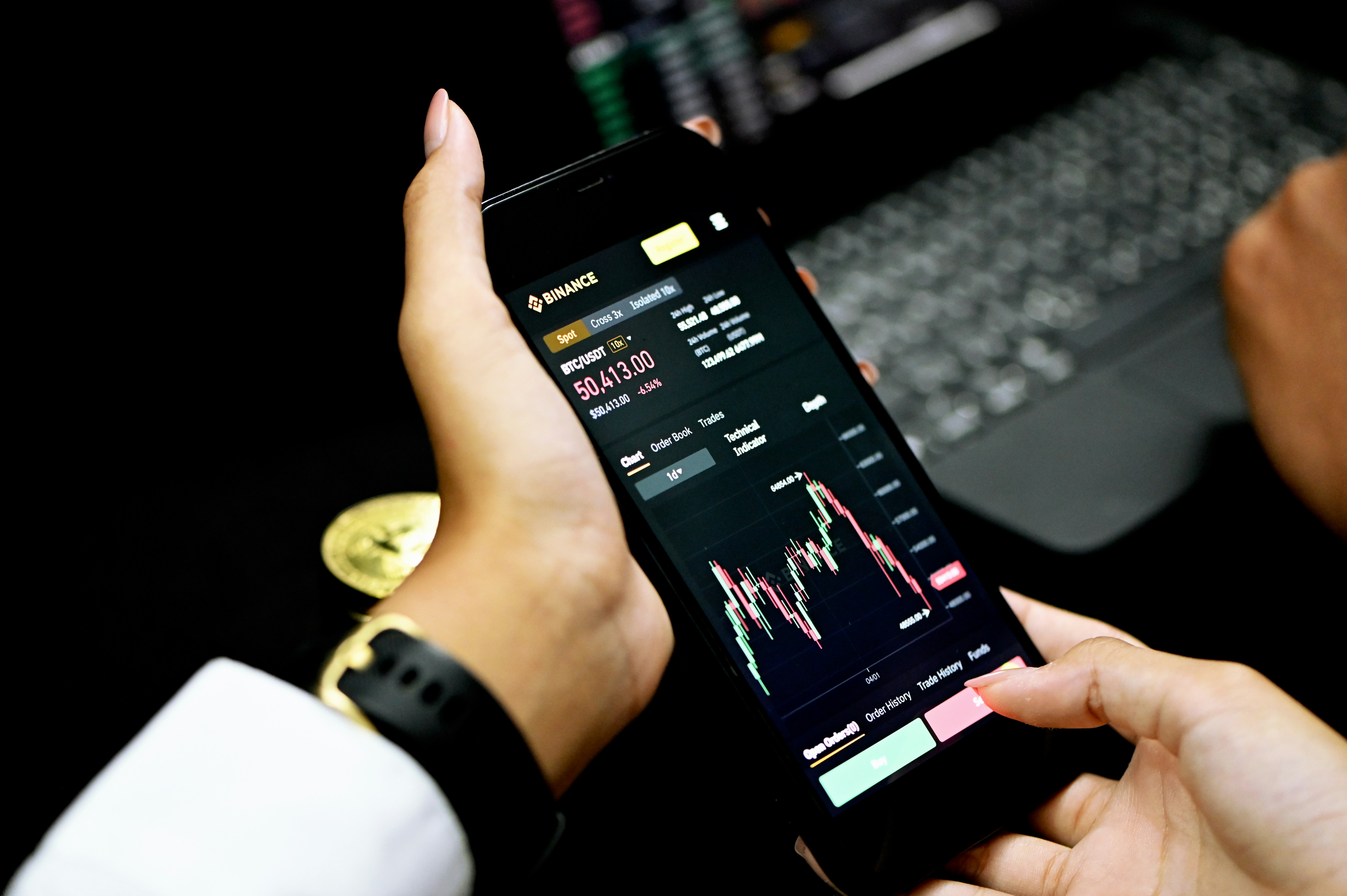A business woman is showing a trading platform