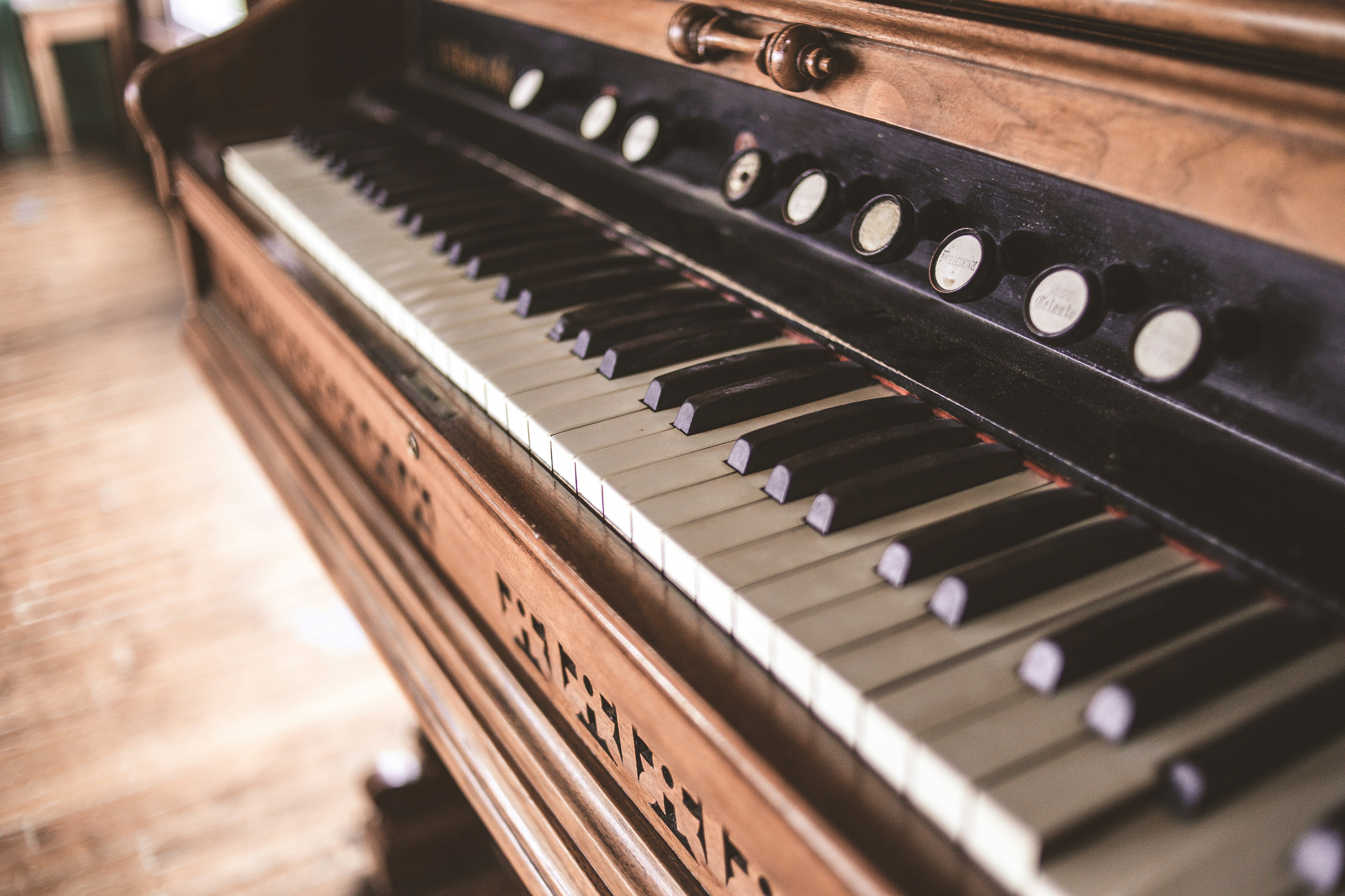 brown and white piano keys