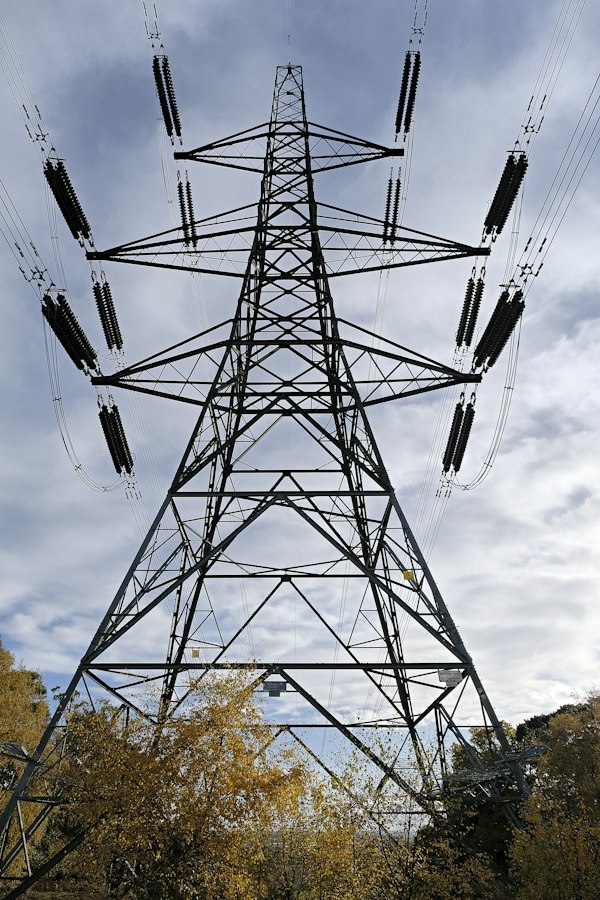 Electricity transmission infrastructure covered by parametric insurance