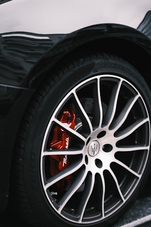 silver and black car wheel