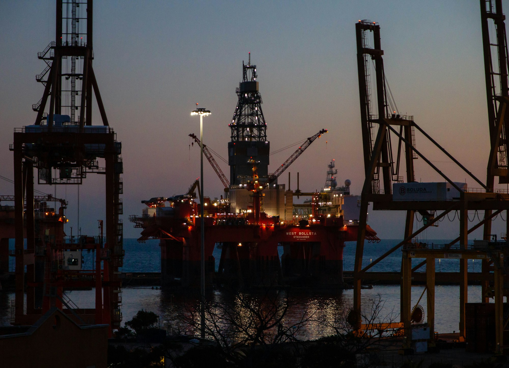 Dock with West Bollsta semi-submersible drilling rig (a vessel in the Oil service segment) on the Tenerife island during sunset.
P.S. If you like my work and want to support me, there is an option to buy a coffee (paypal link in profile). Thank you!