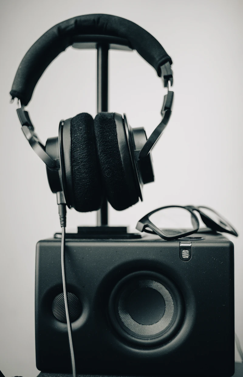 Audio-Technica ATH-M20x Professional Studio Monitor Headphones
