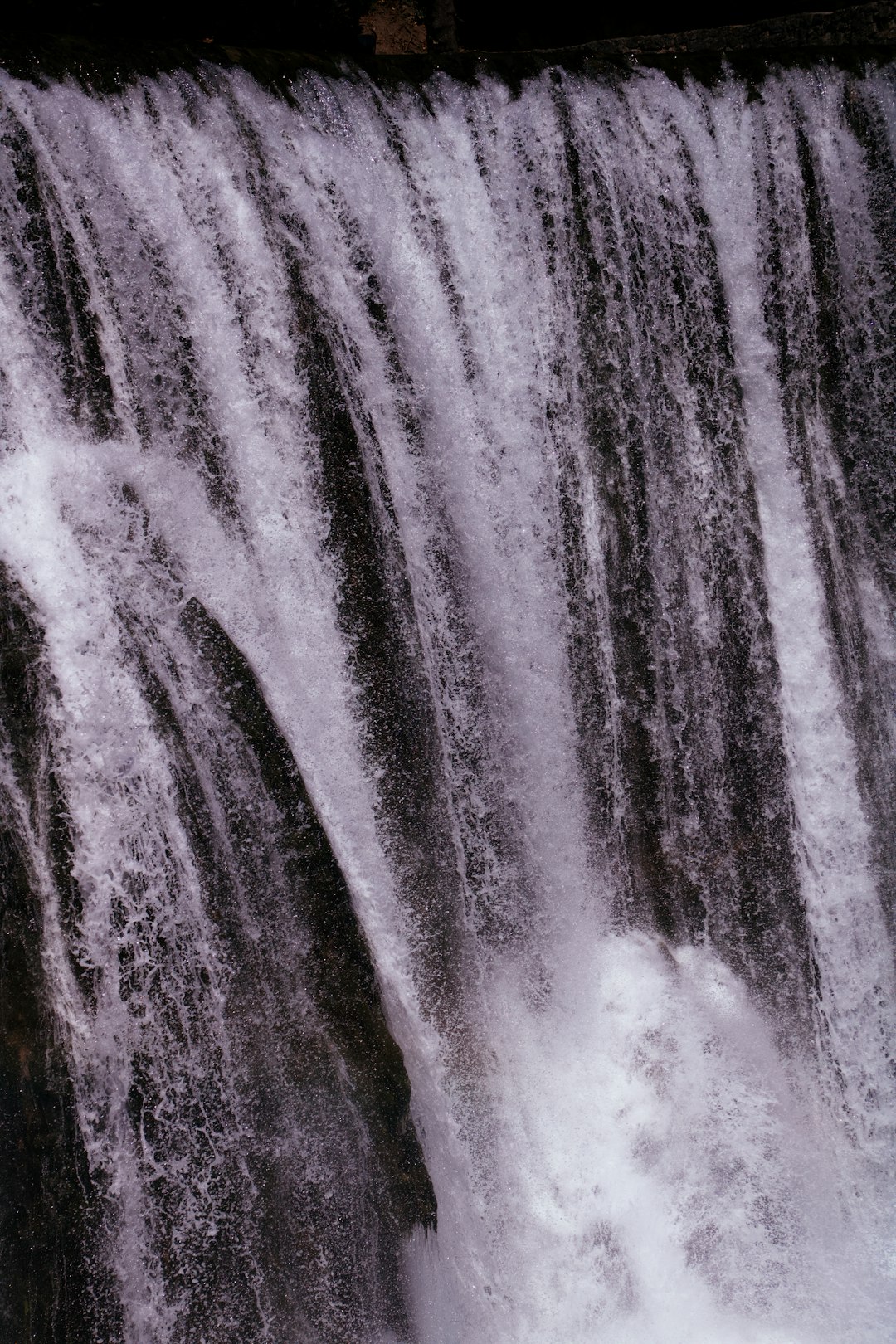 water falls in close up photography