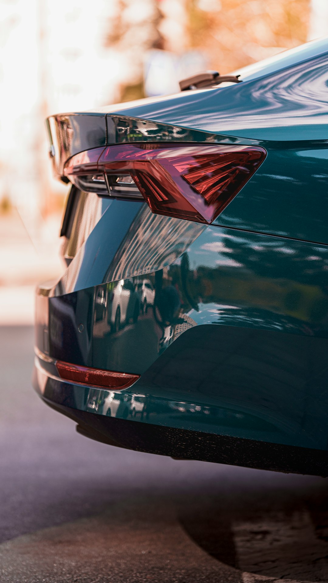 blue car with red and white light