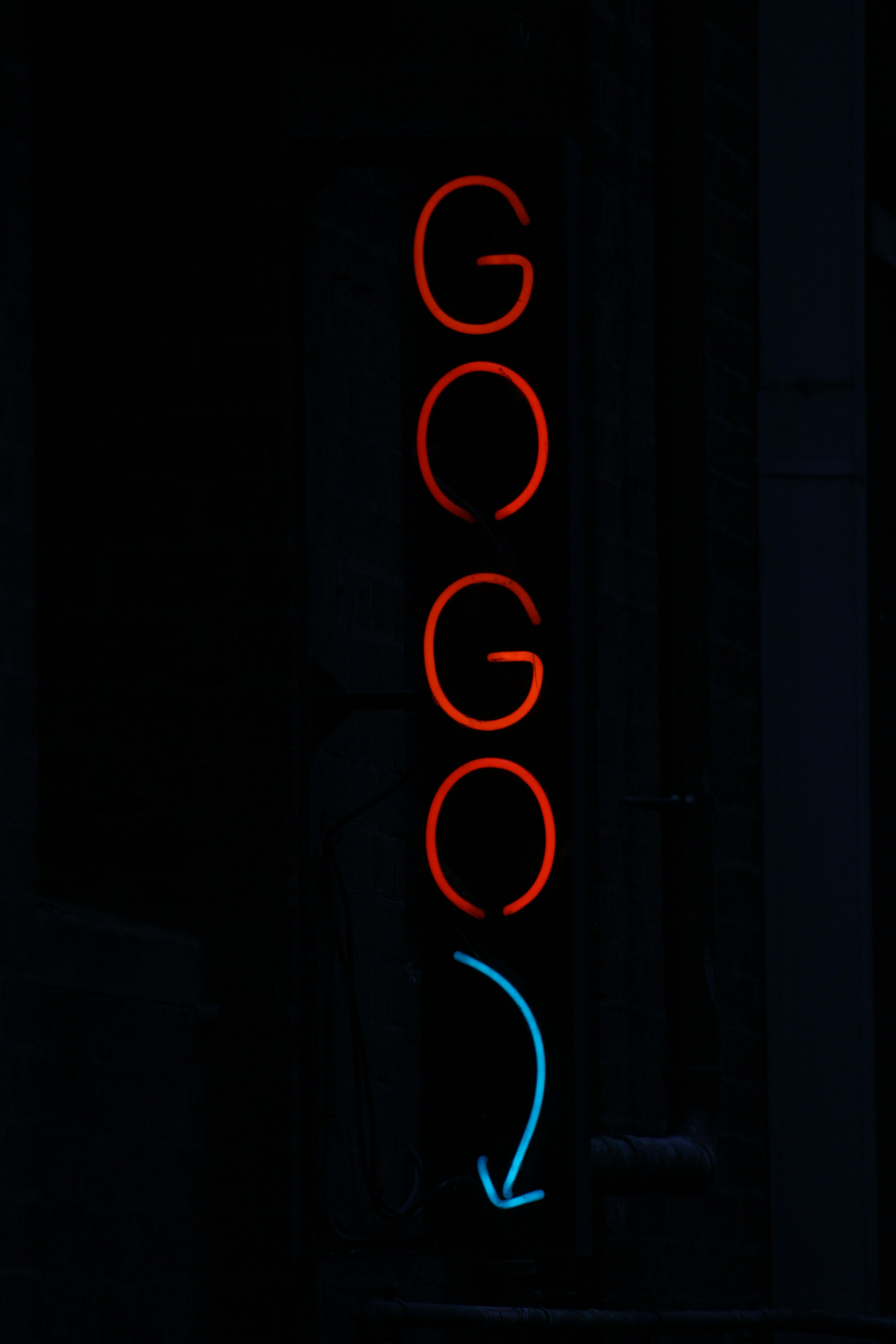 photo-1629677711726-30271e6f9fa9?ixid=M3wxMjA3fDB8MXxzZWFyY2h8Nnx8d3d3Lmluc3RhbGxnZW5lcmFjLmNvbXxlbnwwfHx8fDE3NDU0MzE4NTd8MA%5Cu0026ixlib=rb-4.0.3
