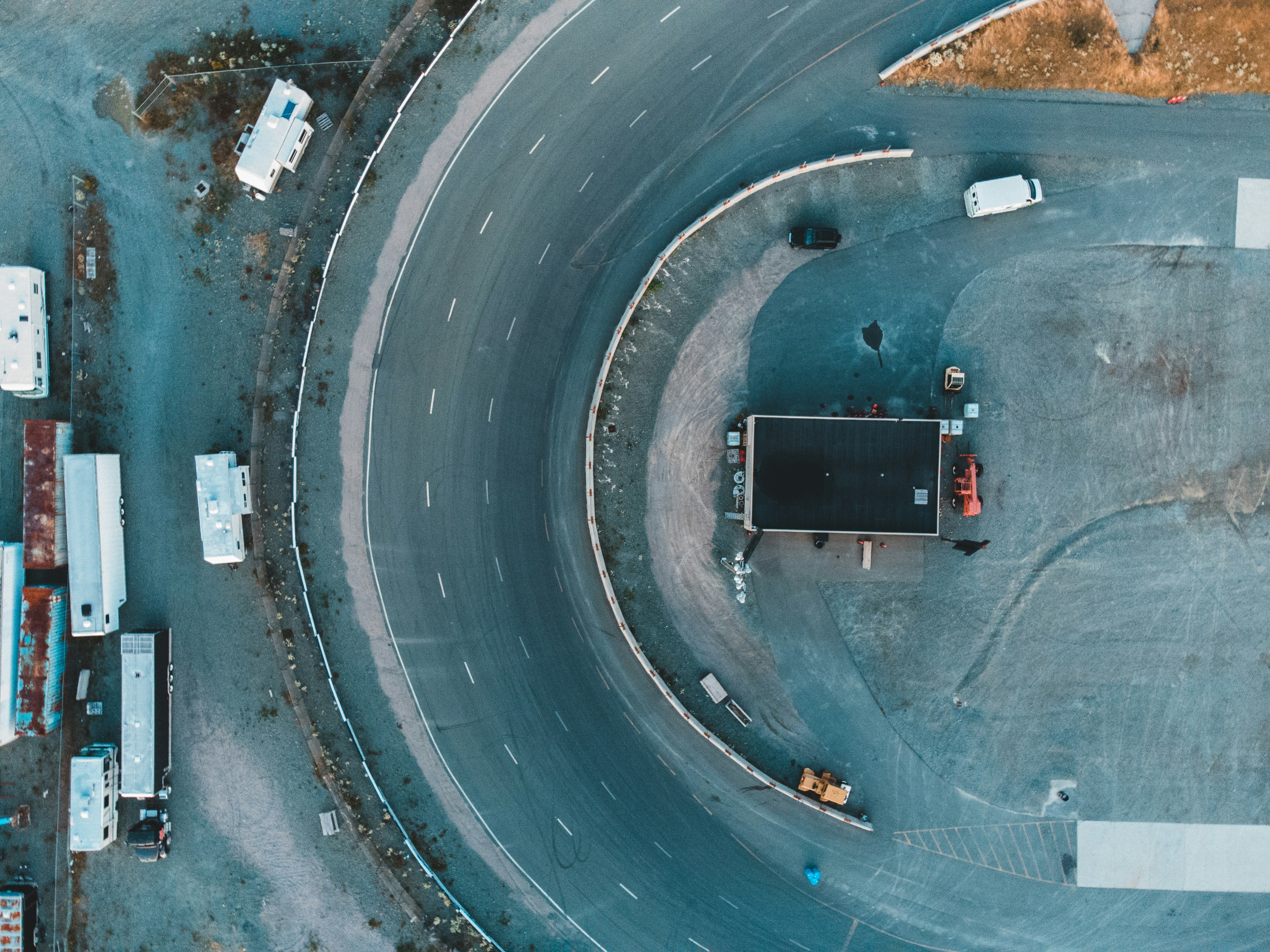 Photo by introspectivedsgn