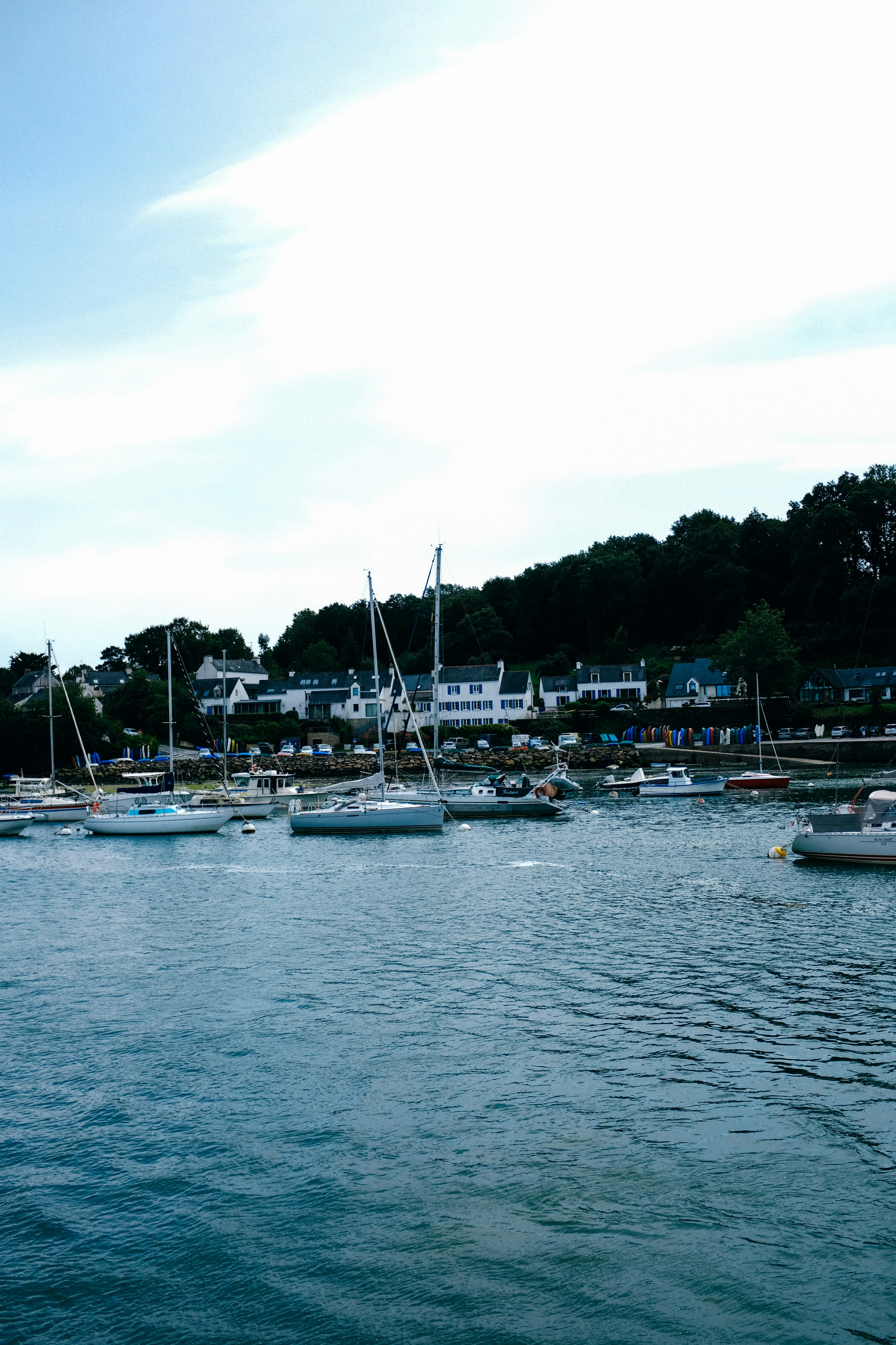 Photo by adrienolichon