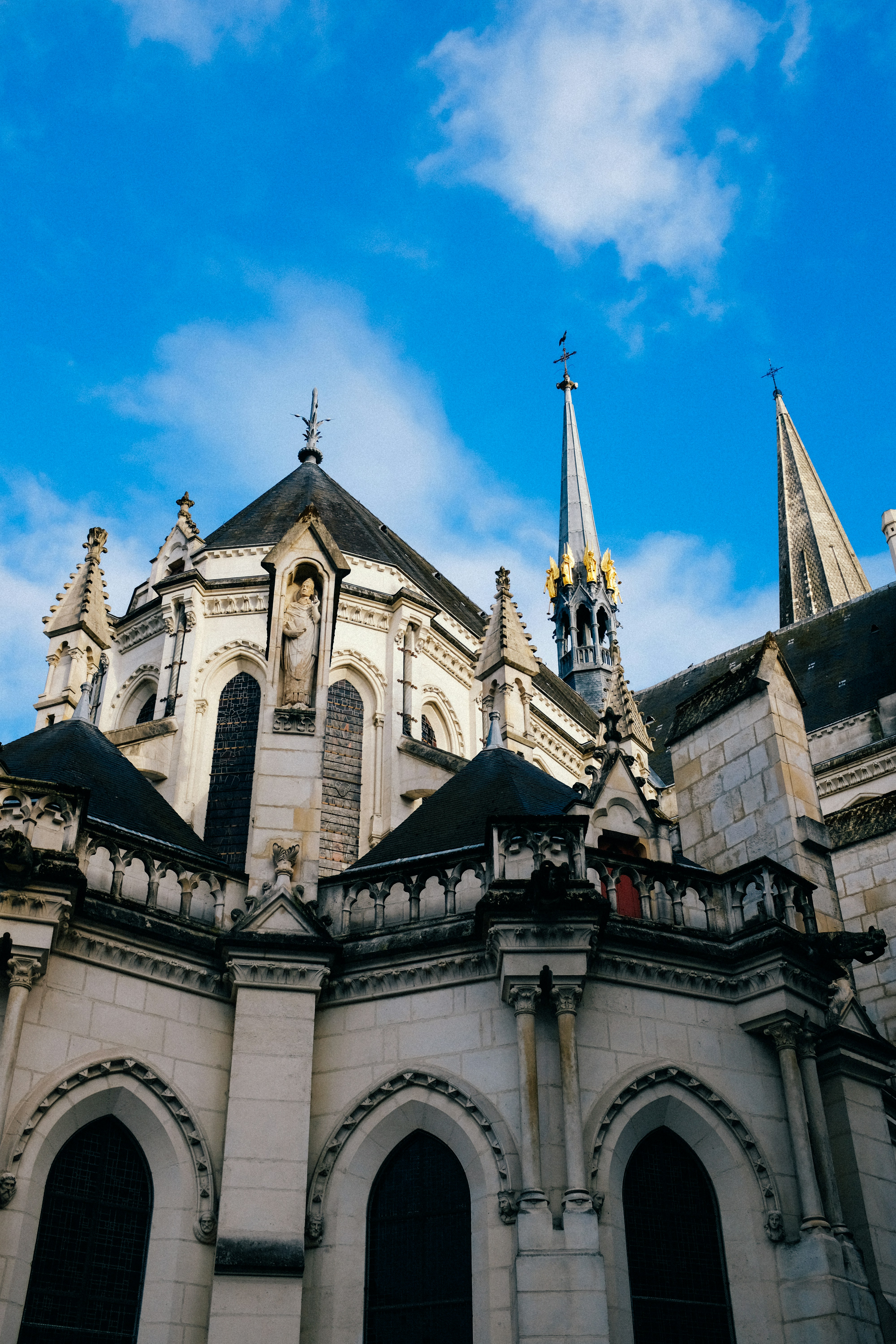 Photo by adrienolichon