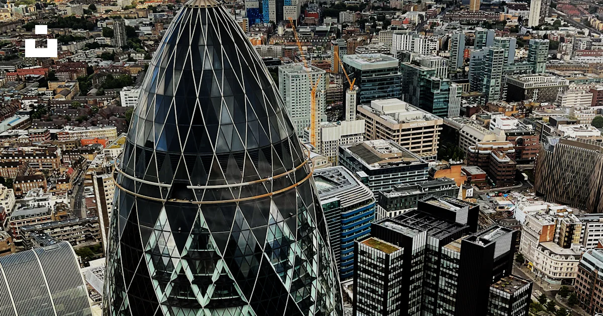 London High Rises High rise building during daytime photo – Free London Image on Unsplash