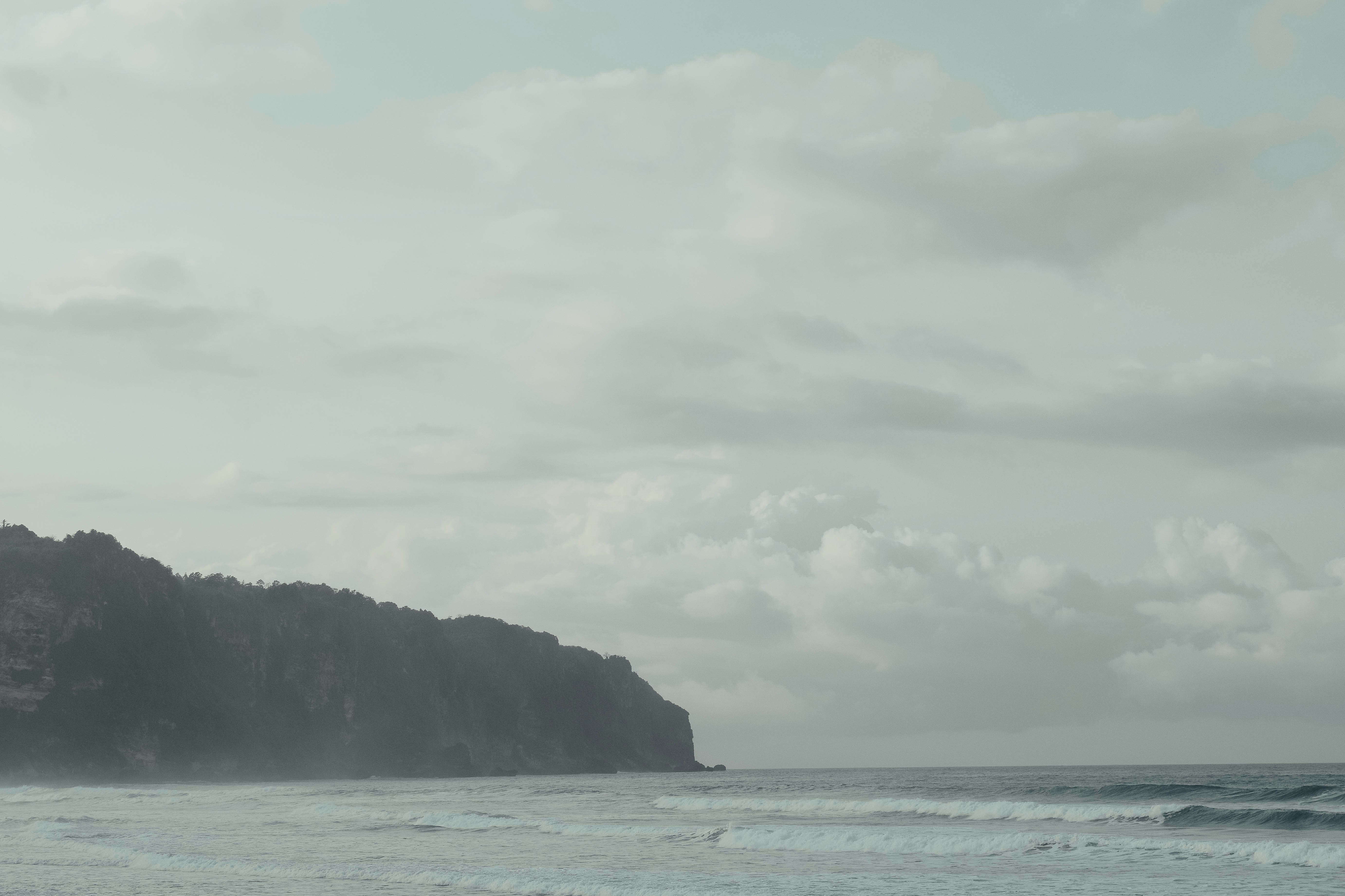 Photo by elangwardhana