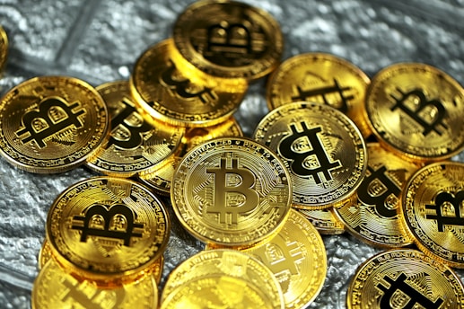 gold and silver round coins