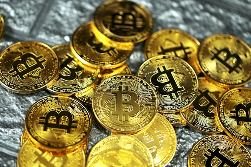 gold and silver round coins