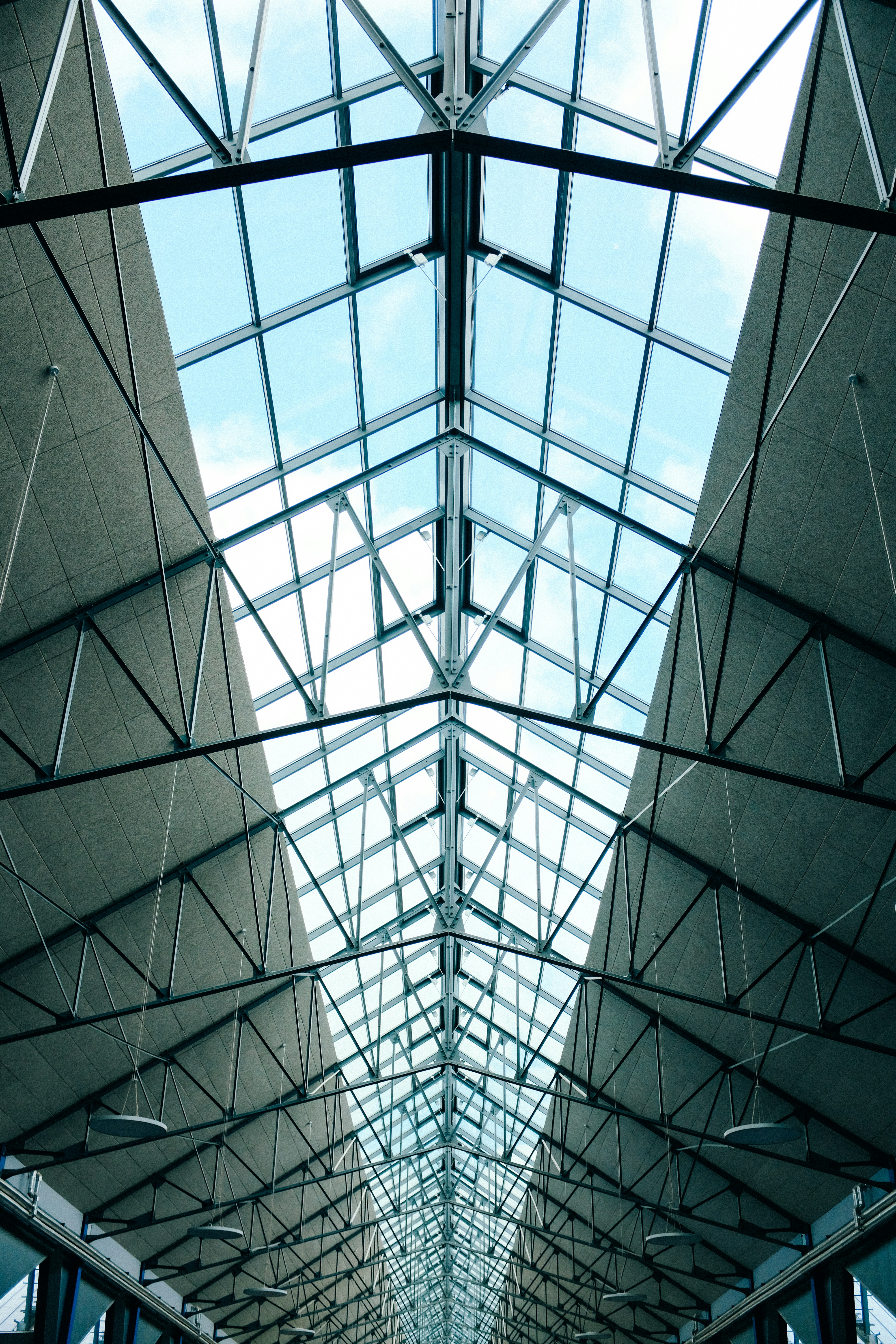 Photo by adrienolichon