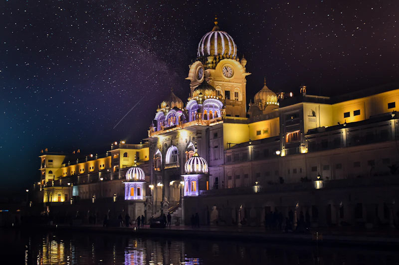 Best Spots for Traditional Food in Amritsar That Actually Get It Right