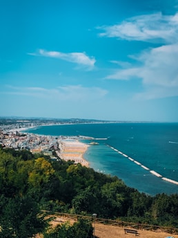 A panoramic view of Salvador’s coastline with the club’s logo subtly visible.