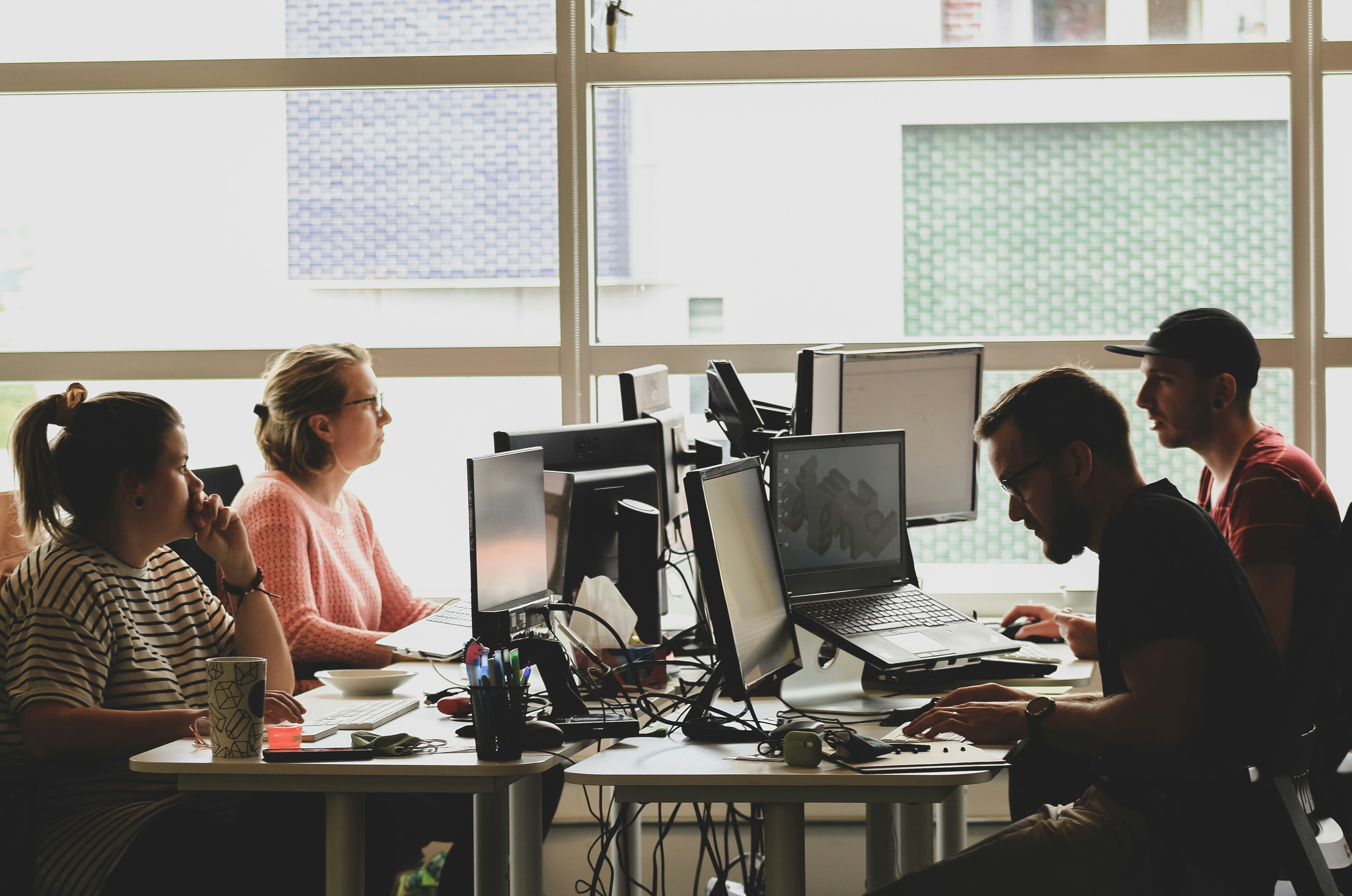 How to Land Web Design Jobs: Tips and Strategies