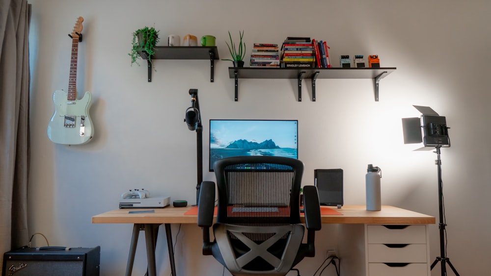 black and red office rolling chair