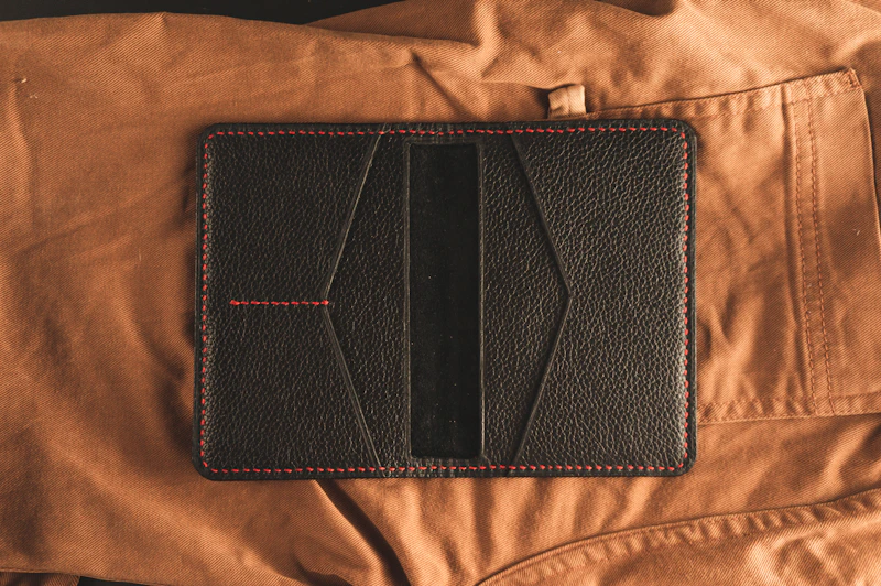 Portefeuille Slim 8 Cartes — Cognac