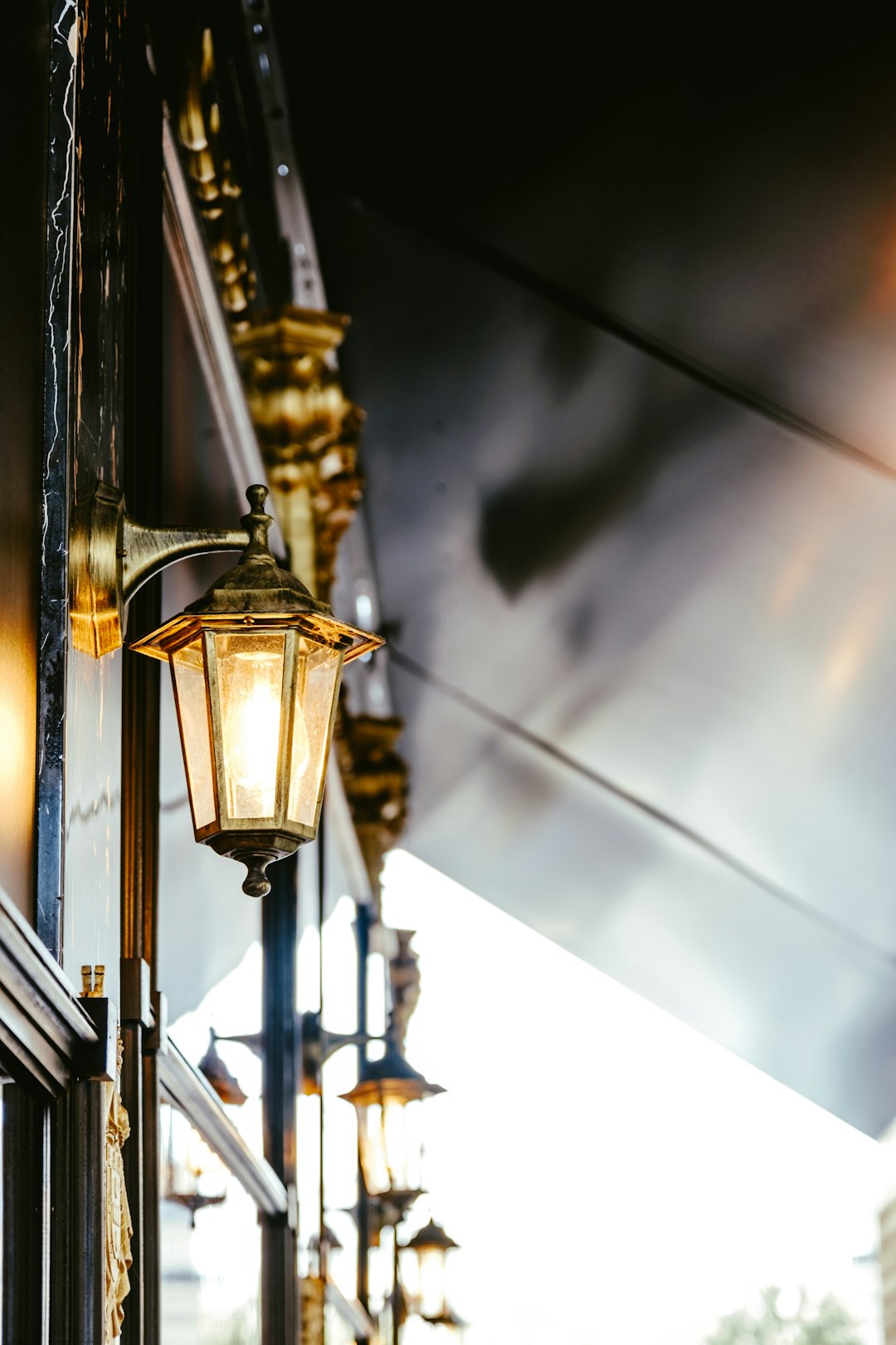 black and brown pendant lamp