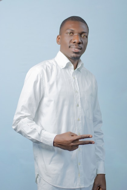 Aposentado trabalhando