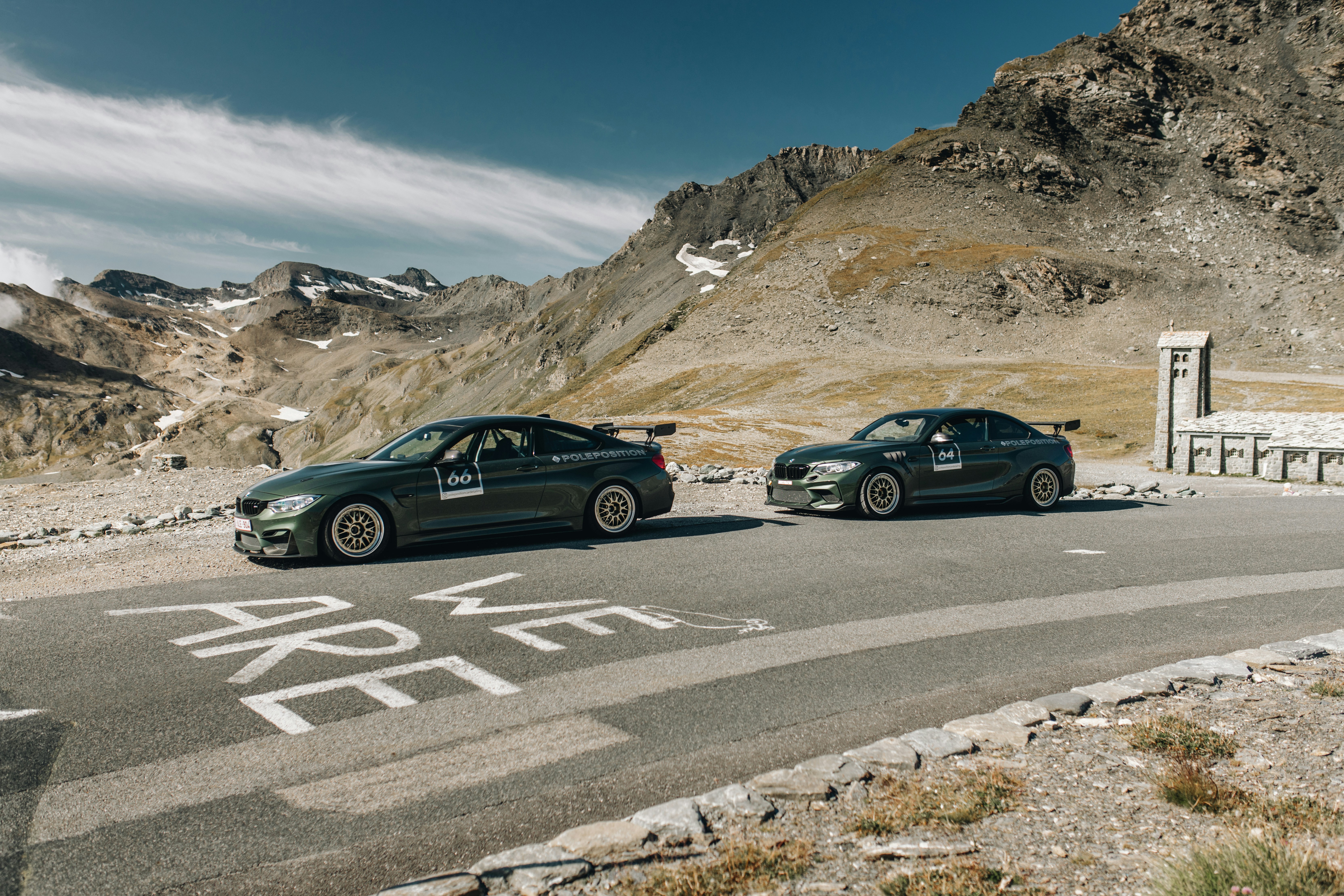 Photo by lorenzohamers